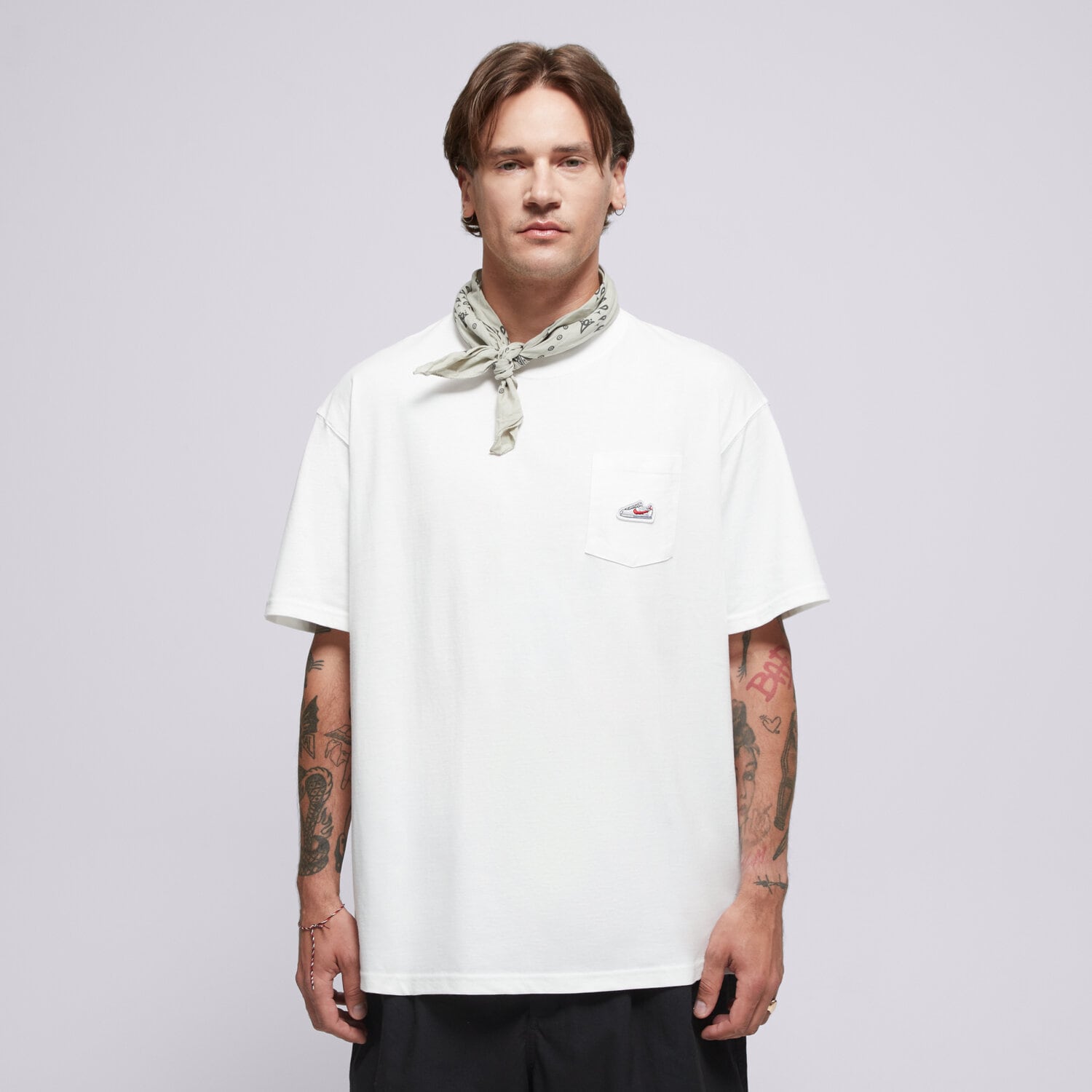 Herren T-Shirt NIKE T-SHIRT U NSW TEE M90 SNKR PTCH PKT 2 IB1382-100 Weiß