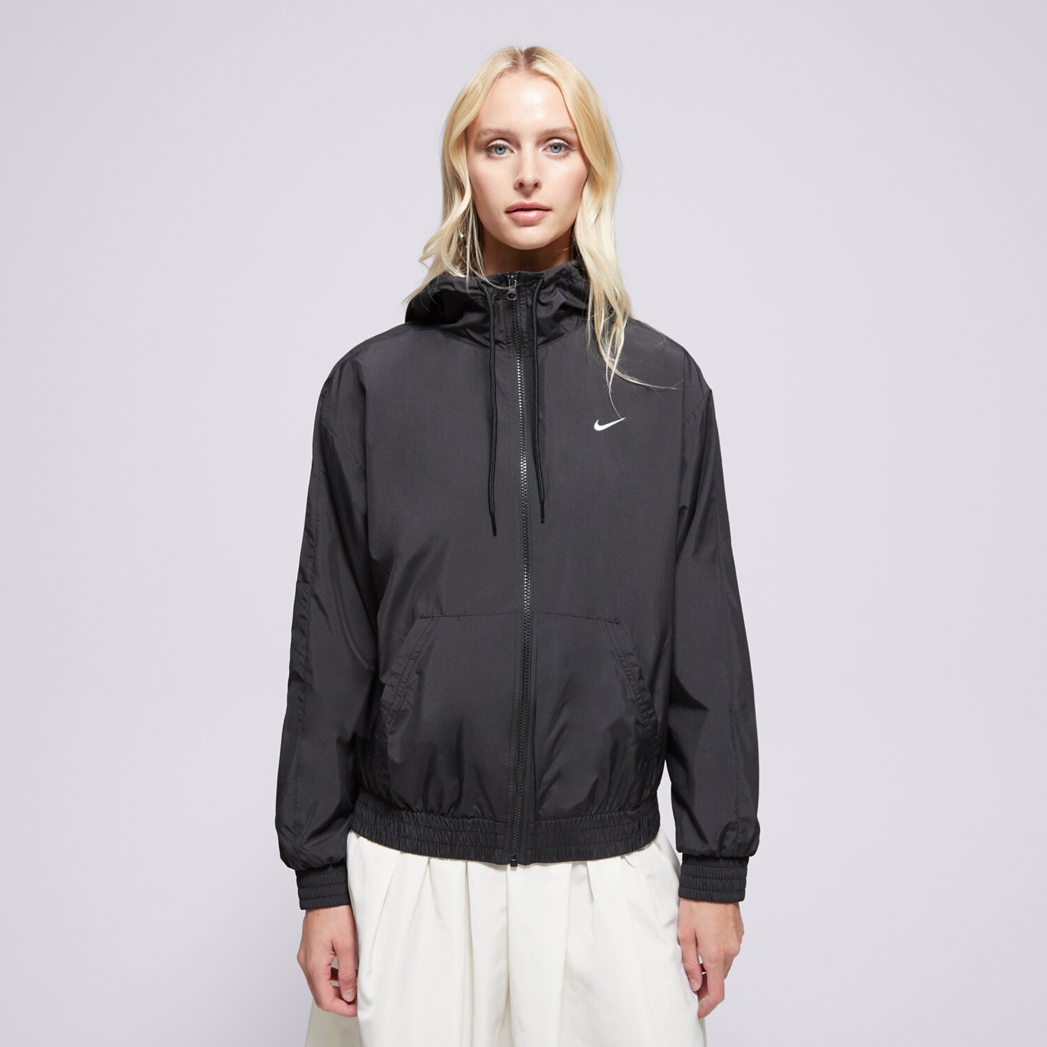 Damen Übergangsjacke NIKE JACKE W NSW ESSNTL UV WVN JKT HD FV6298-010 Schwarz