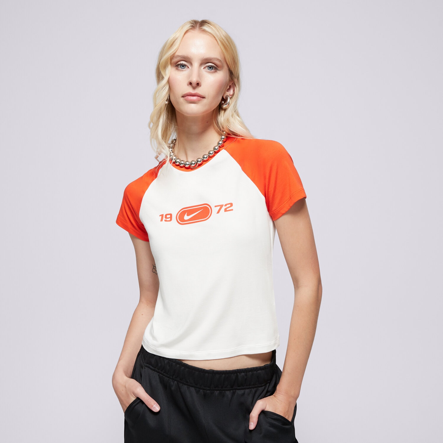 Damen T-Shirt NIKE T-SHIRT W NSW NK CHLL KNT TEE RGLN HV4992-133 creme