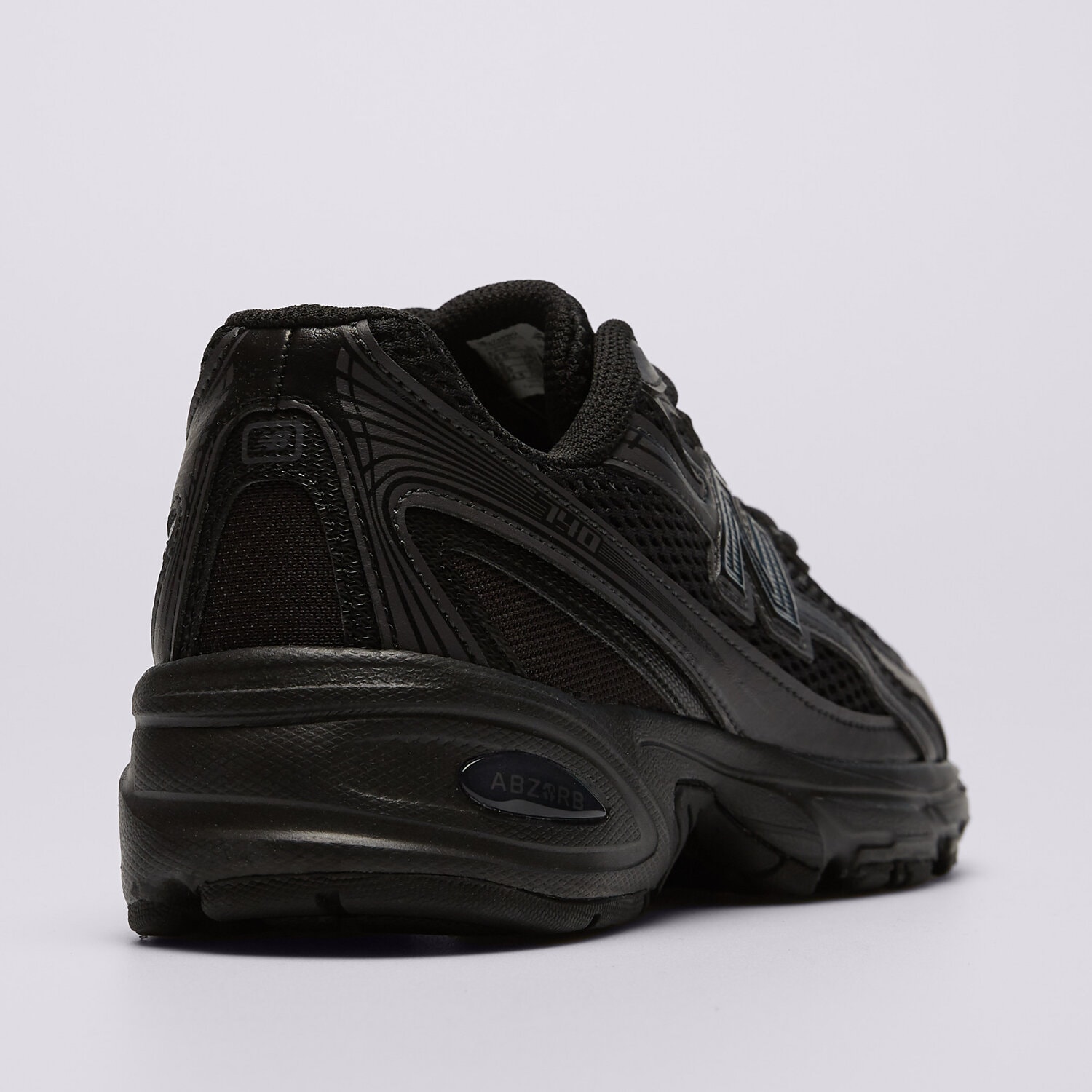 New Balance 740 Triple Black (GS) — foto 7