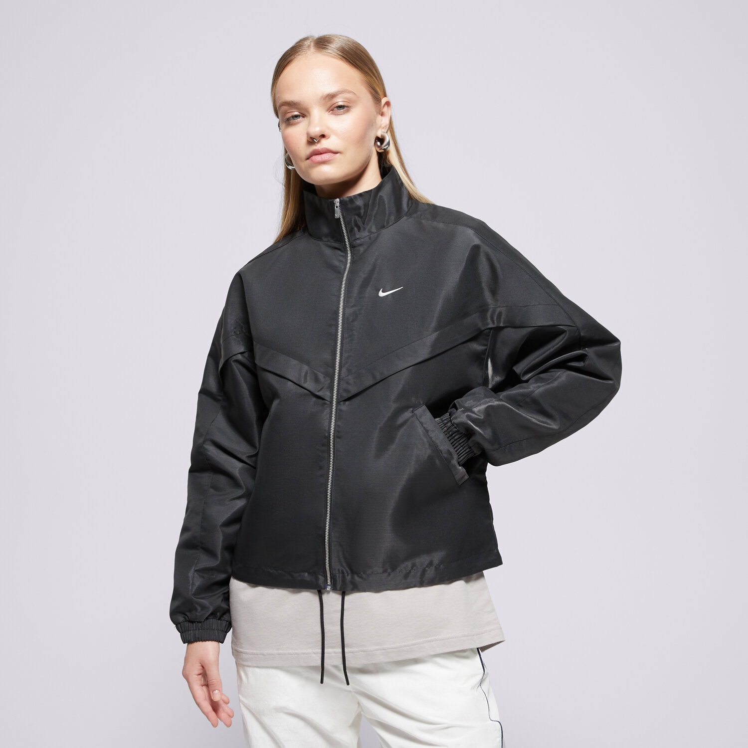 Damen Übergangsjacke NIKE JACKE W NSW NK LIQ SHINE WR JKT HV2467-010 Schwarz