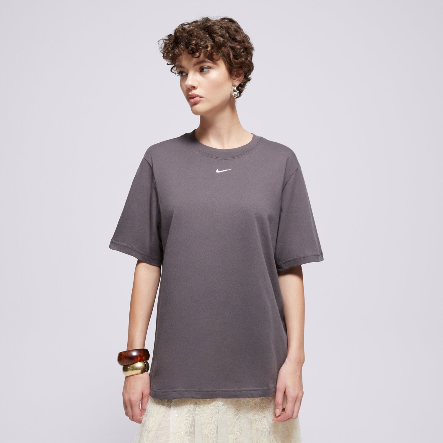 Damen T-Shirt NIKE T-SHIRT W NSW TEE ESSNTL LBR FD4149-082 Grau