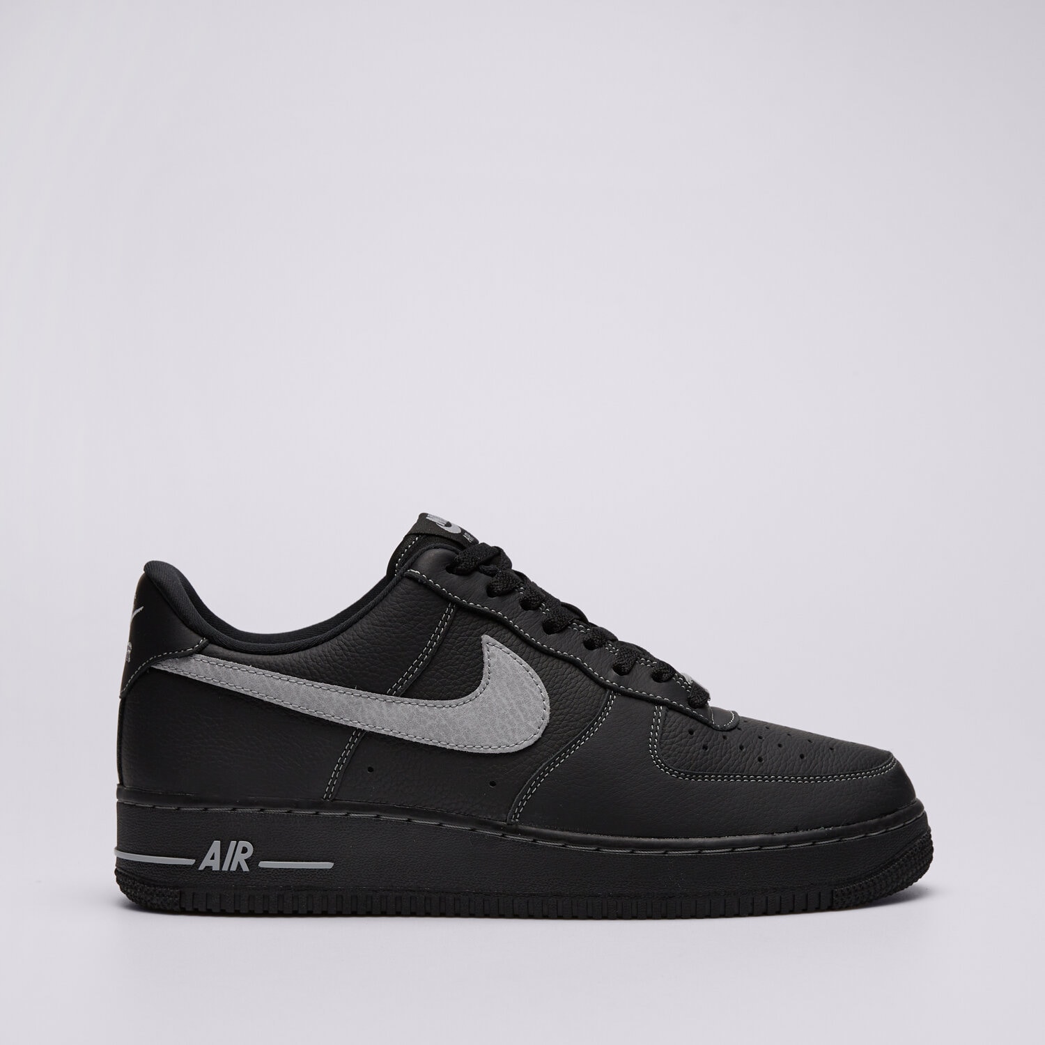 Herren Sneaker NIKE AIR FORCE 1 '07 LV8 ESS+ HQ2037-006 Schwarz