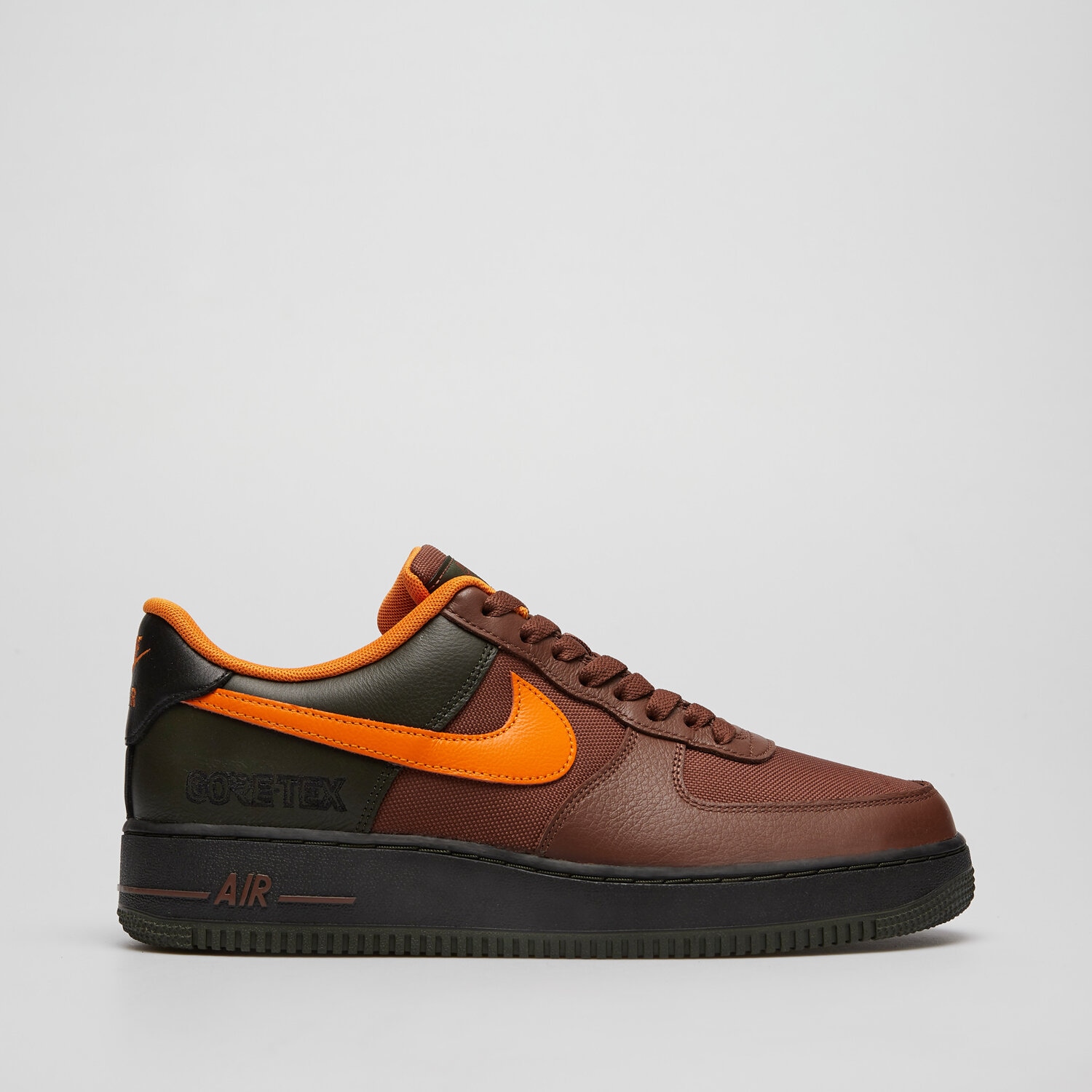 Herren Sneaker NIKE AIR FORCE 1 GTX CK2630-201 Braun