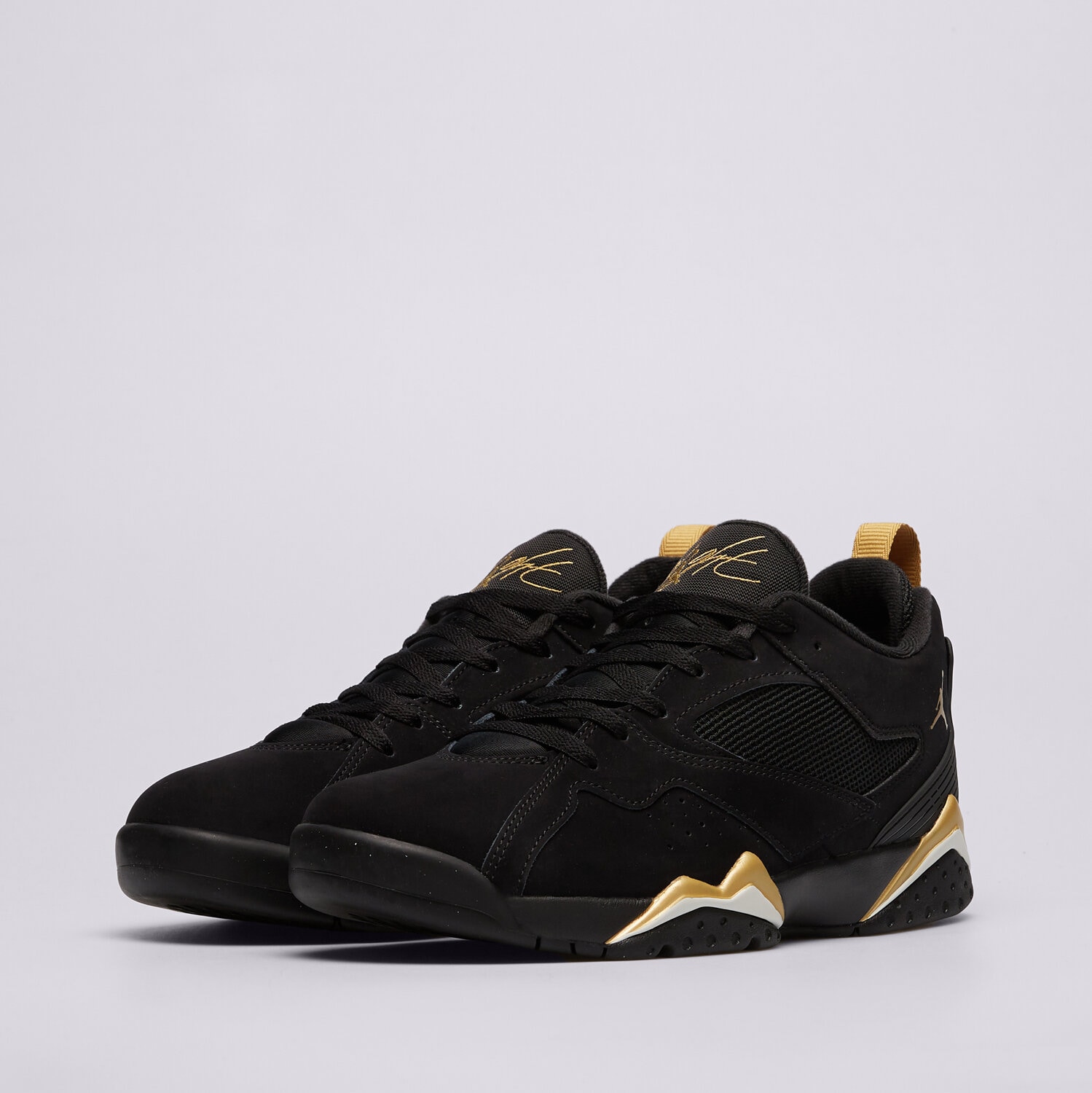 Jordan MVP 92 Black Metallic Gold — foto 3