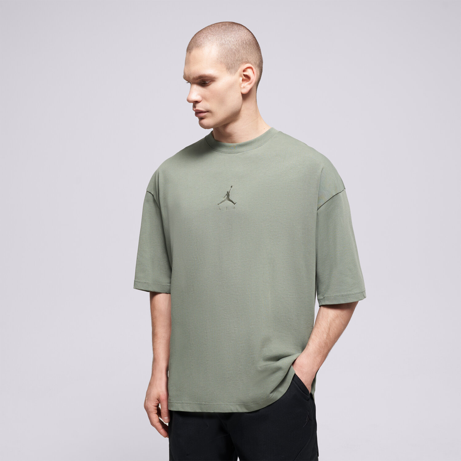 Herren T-Shirt JORDAN T-SHIRT JORDAN FLIGHT ESSENTIALS IB7345-351 Grün