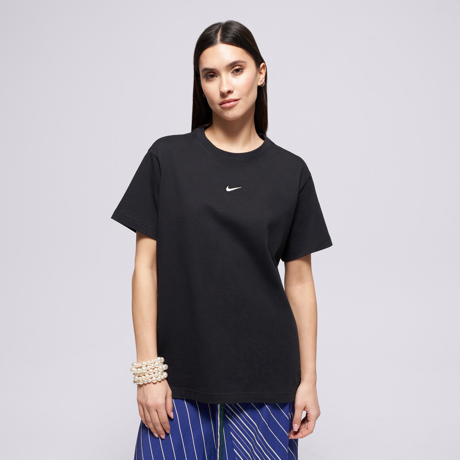 Damen T-Shirt NIKE T-SHIRT CLASSIC SS TEE W NSW IH7601-010 Schwarz
