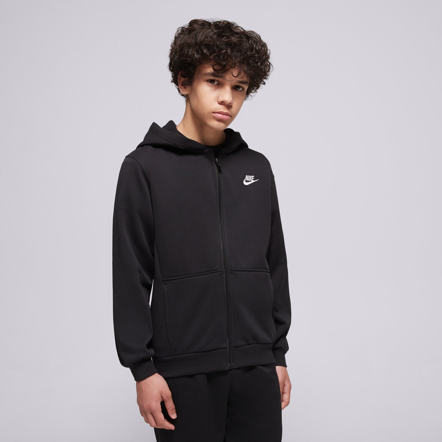 Kinder NIKE SWEATSHIRT MIT REIßVERSCHLUSS   Z KAPTUREM CLUB FT BOY FD3017-010 Schwarz