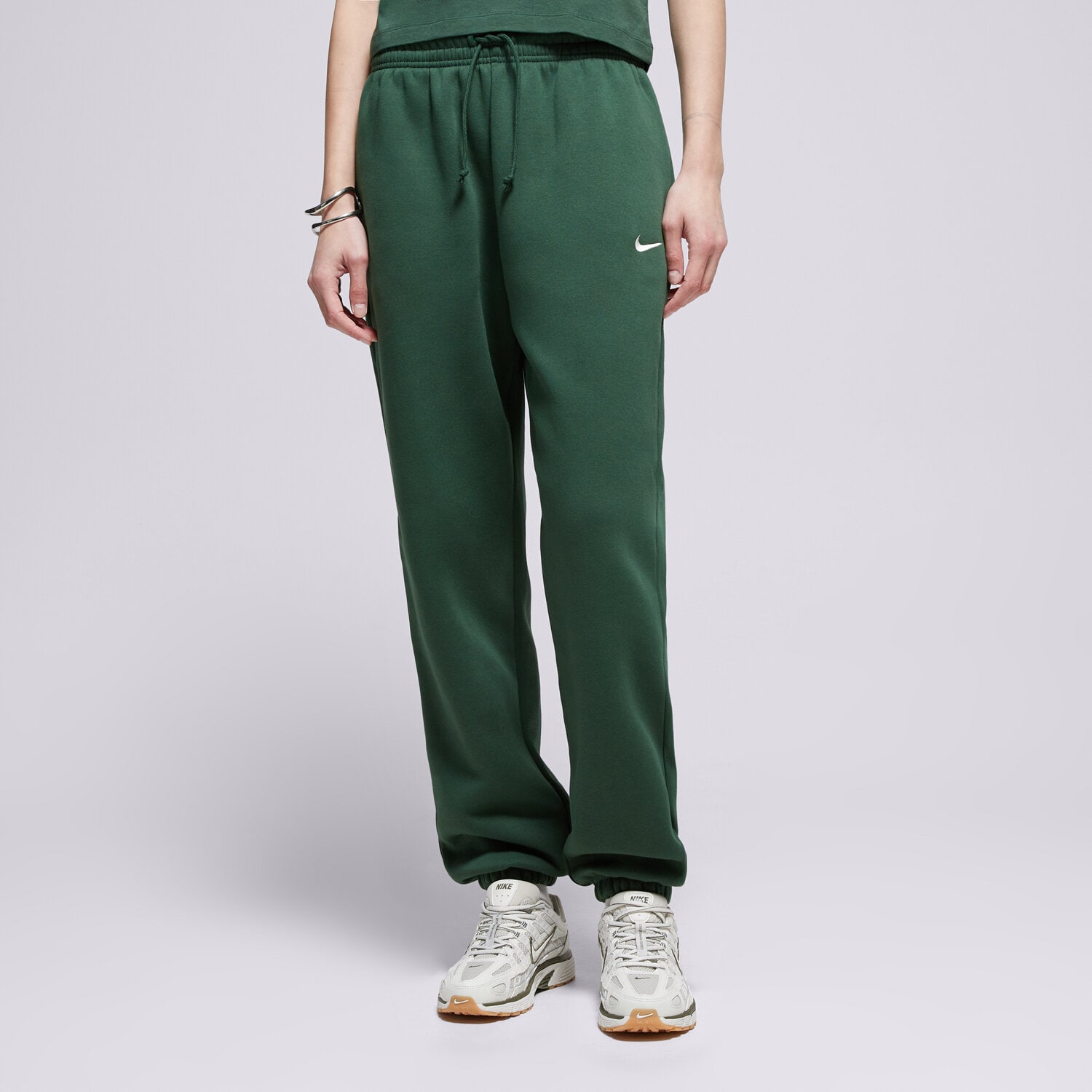 Damen Hosen NIKE HOSE PHNX FLC HR OS PANT 2 W NSW FZ5996-323 Grün