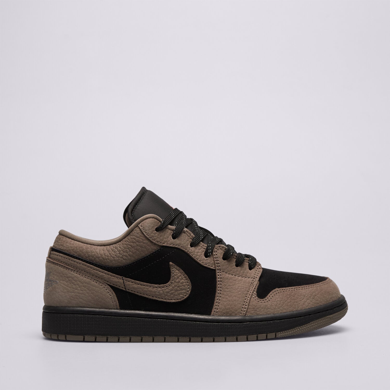 Herren Sneaker JORDAN AIR 1 LOW SE  IB7109-005 Braun