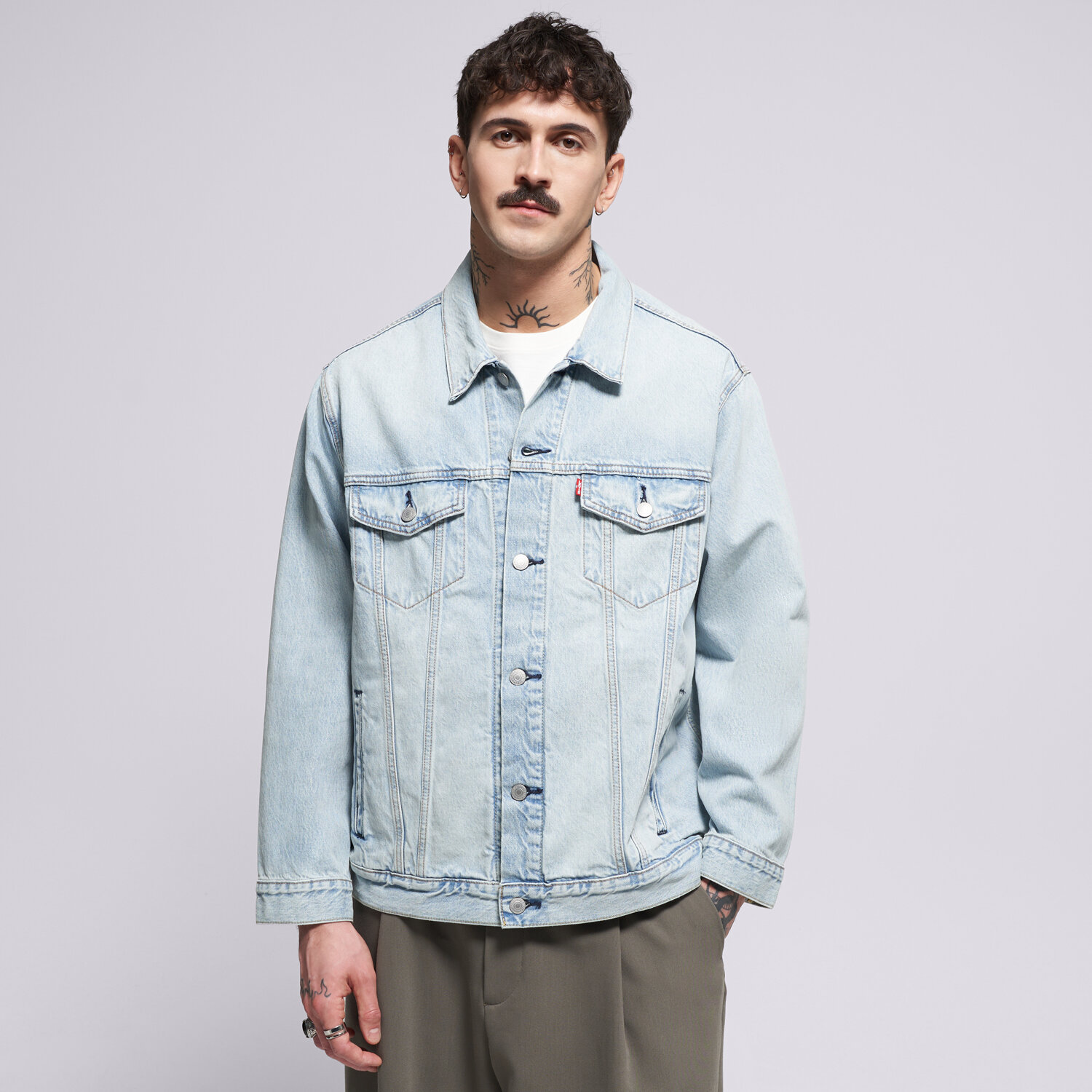 Herren Übergangsjacke LEVI'S JACKE RELAXED FIT TRUCKER LIGHT INDIGO - WORN IN A5782-0112 Blau