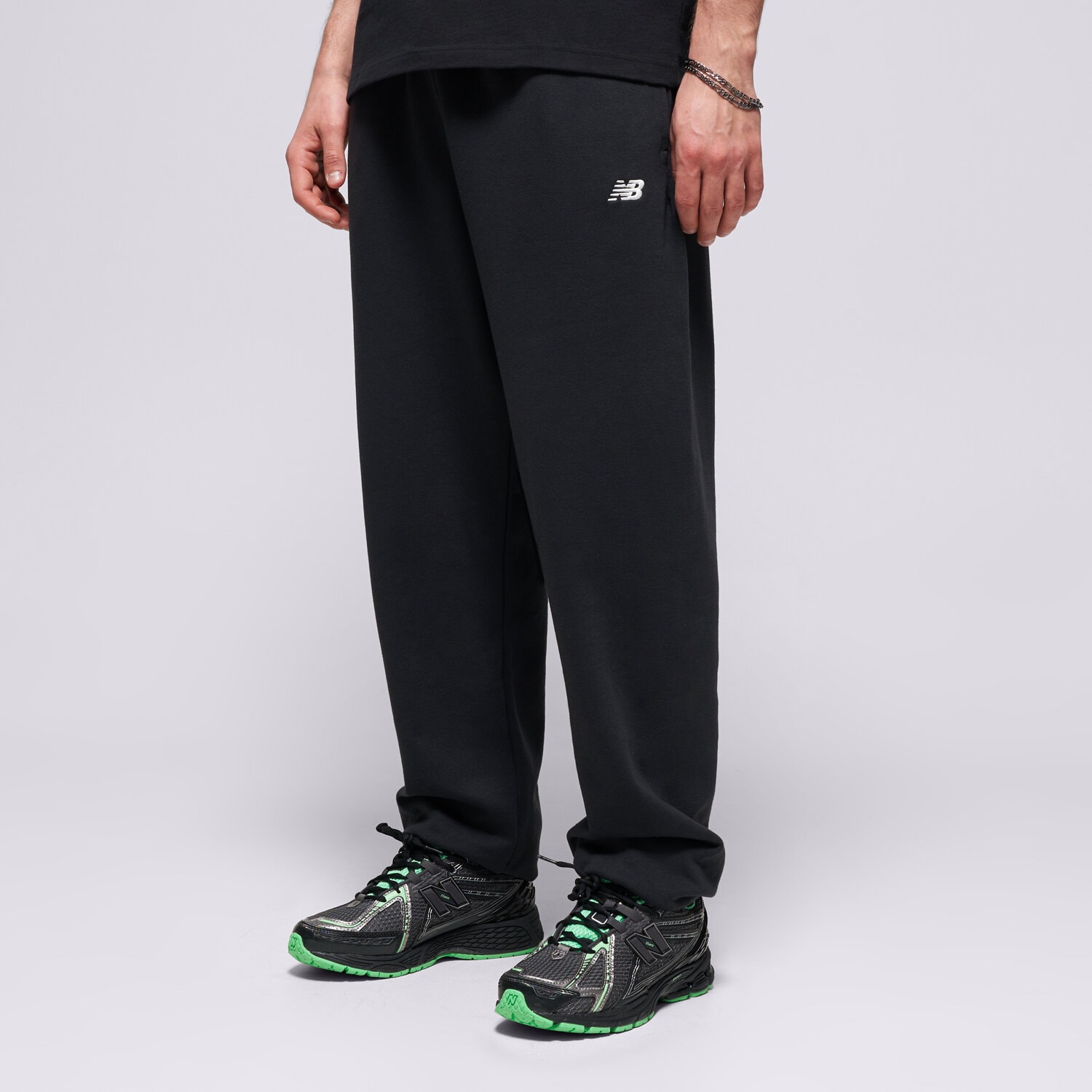 Herren Hosen NEW BALANCE HOSE SPORT ESSENTIALS FRENCH TERRY JOGGER MP41519BK Schwarz