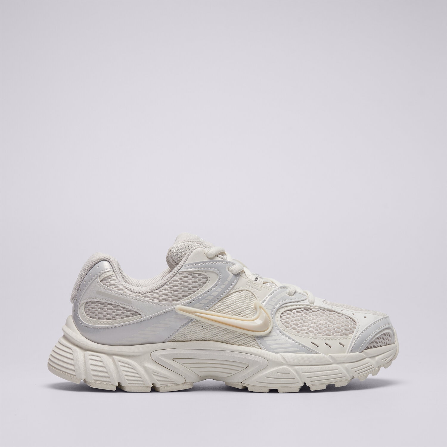 Damen Sneaker W NIKE V5 RNR SIB IQ0276-030 Beige