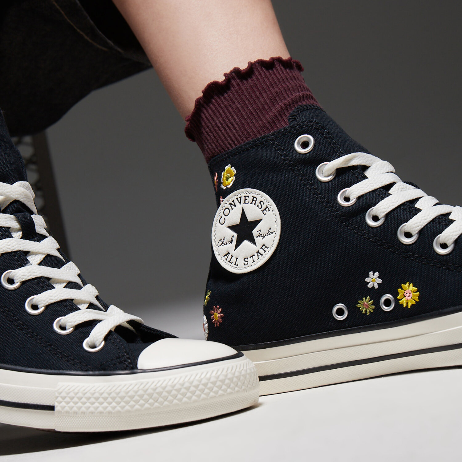 Converse Chuck Taylor All Star Embroidered Florals 'Black' — foto 3