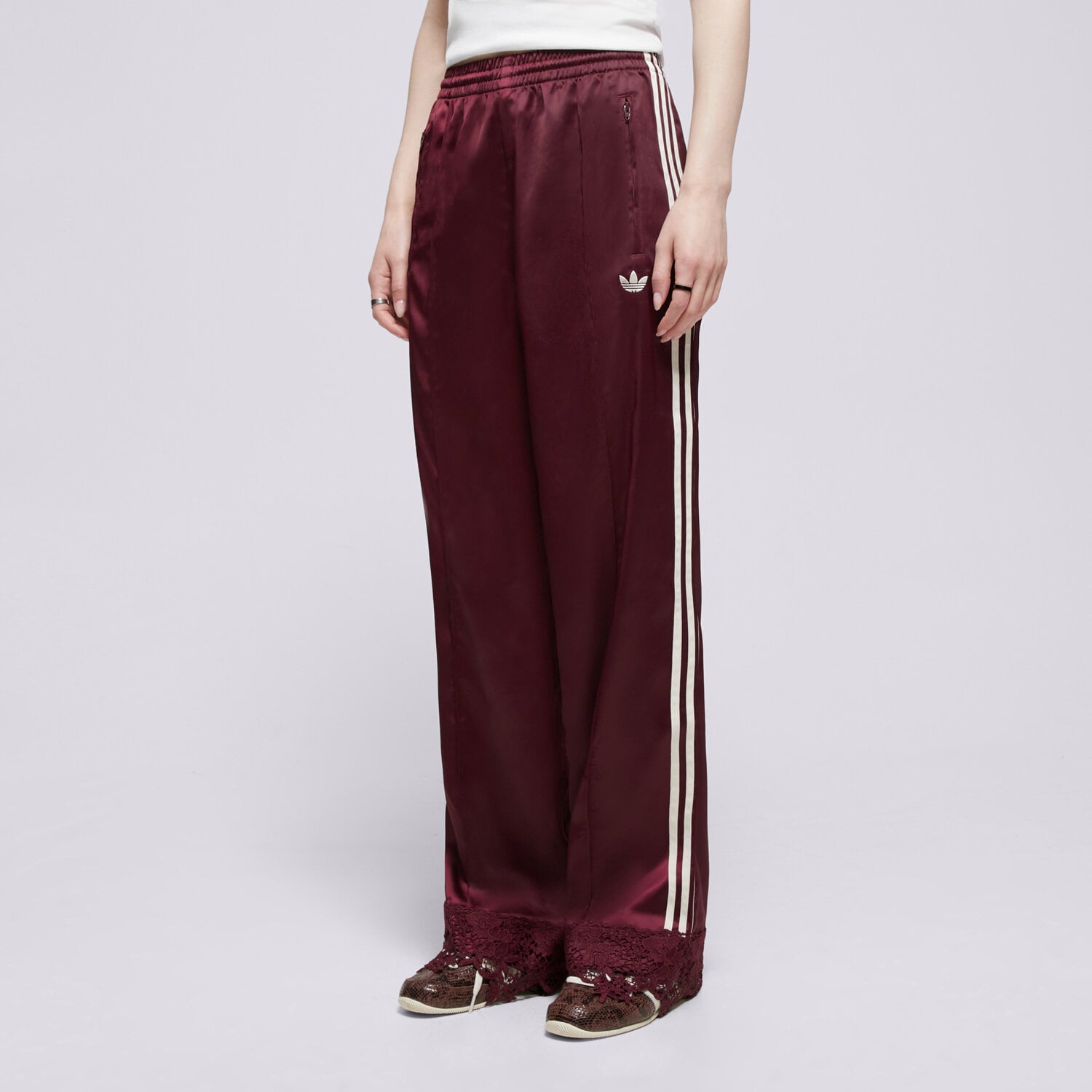 Damen Hosen ADIDAS HOSE SATIN LACE TRACK PANTS LOOSE FIREBIRD LD1807 Dunkelrot