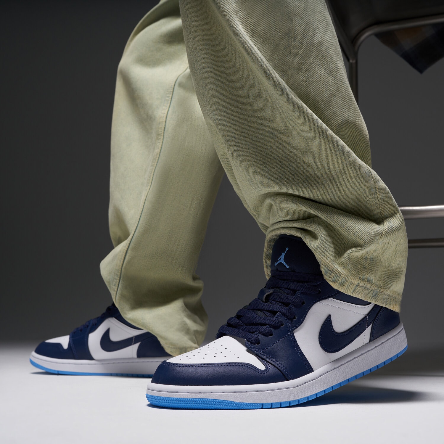 Jordan Zapatillas de Casual de Hombre AIR 1 LOW Nike Azul marino / Blanco — photo 3