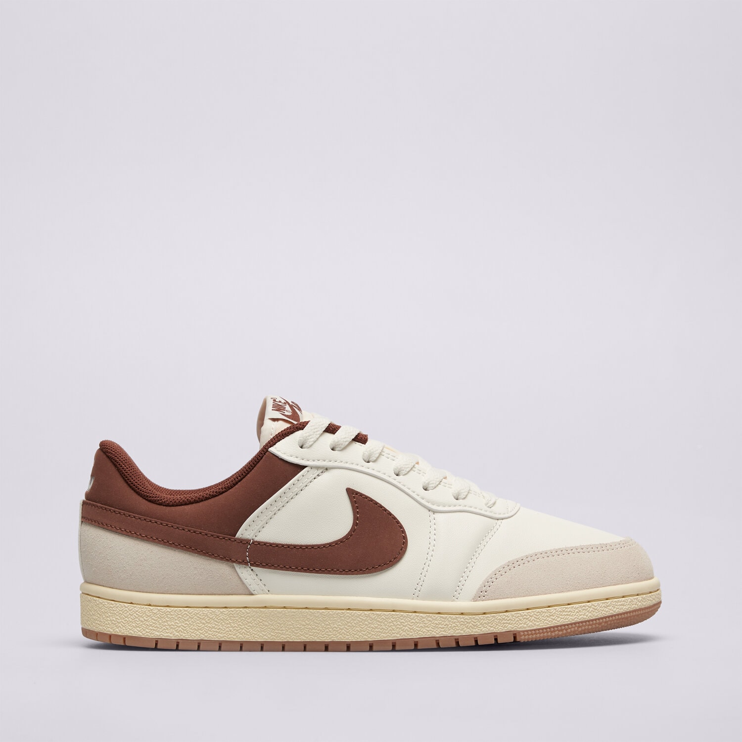 Herren Sneaker AIR JORDAN SKYLINE LOW LE IQ6425-101 Braun