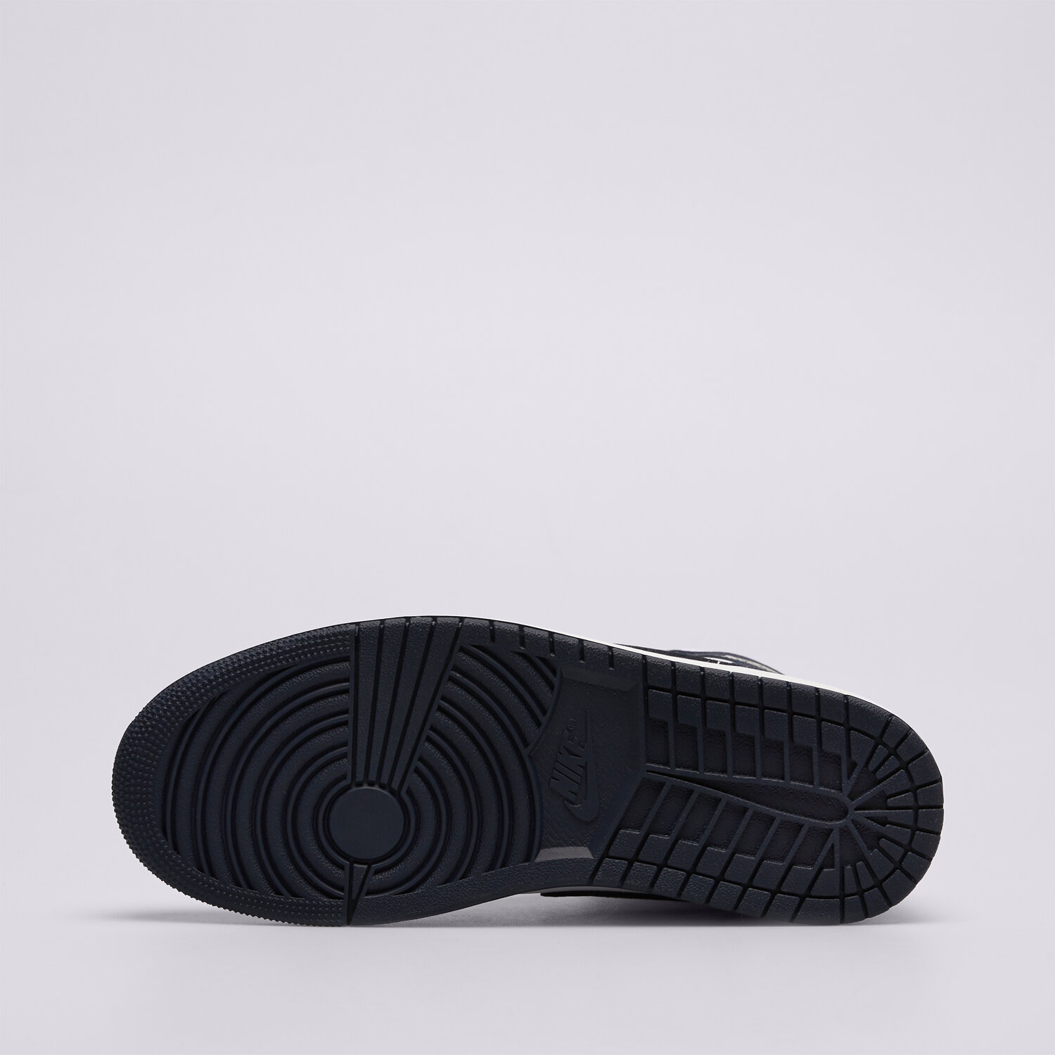 Nike Air Jordan 1 Mid — foto 5