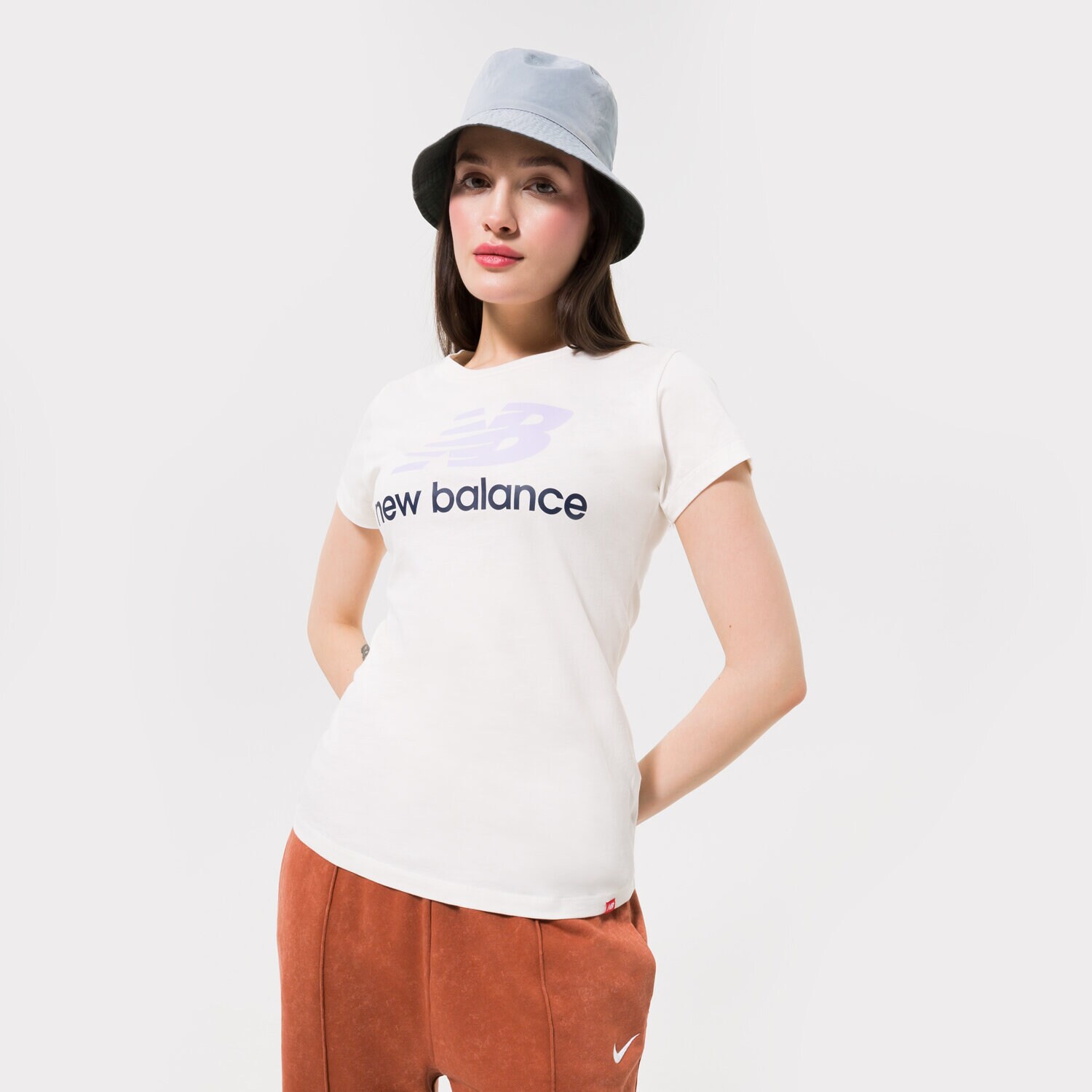 Damen T-Shirt NEW BALANCE T-SHIRT NB ESSENTIALS STACKED LOGO TEE WT91546MLT Weiß