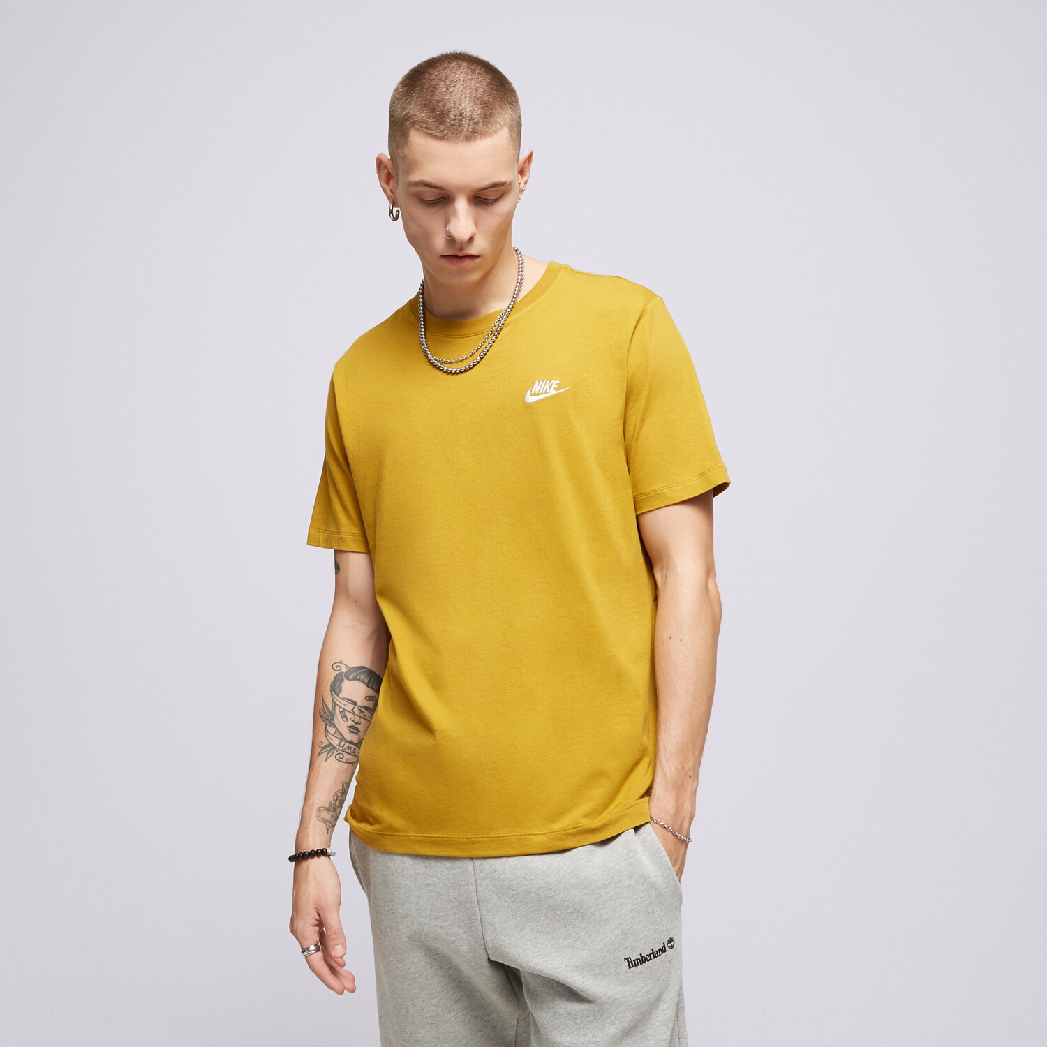 Herren T-Shirt NIKE T-SHIRT SPORTSWEAR CLUB AR4997-716 senfgelb