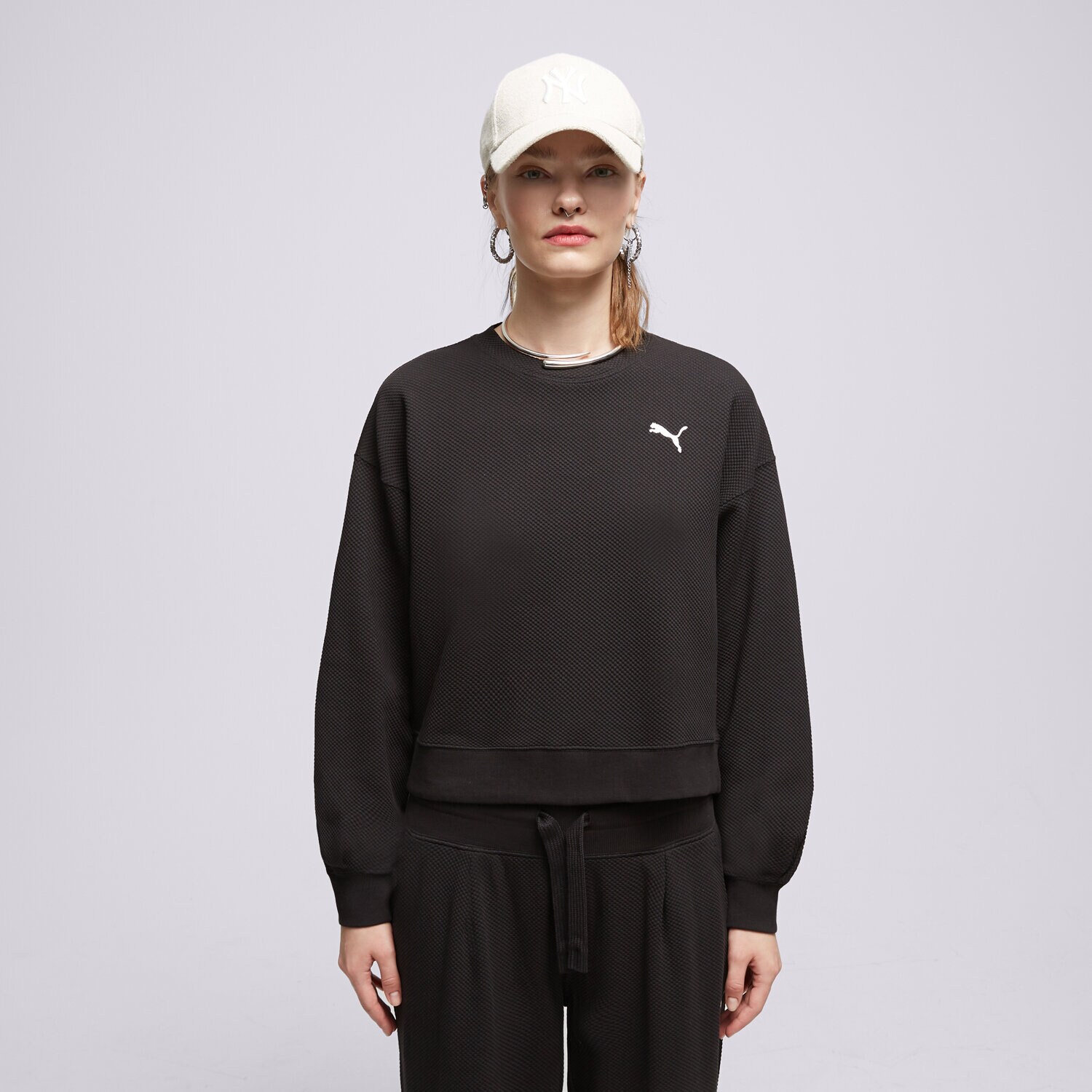 Damen PUMA SWEATSHIRT HER CREW 676004 01 Schwarz
