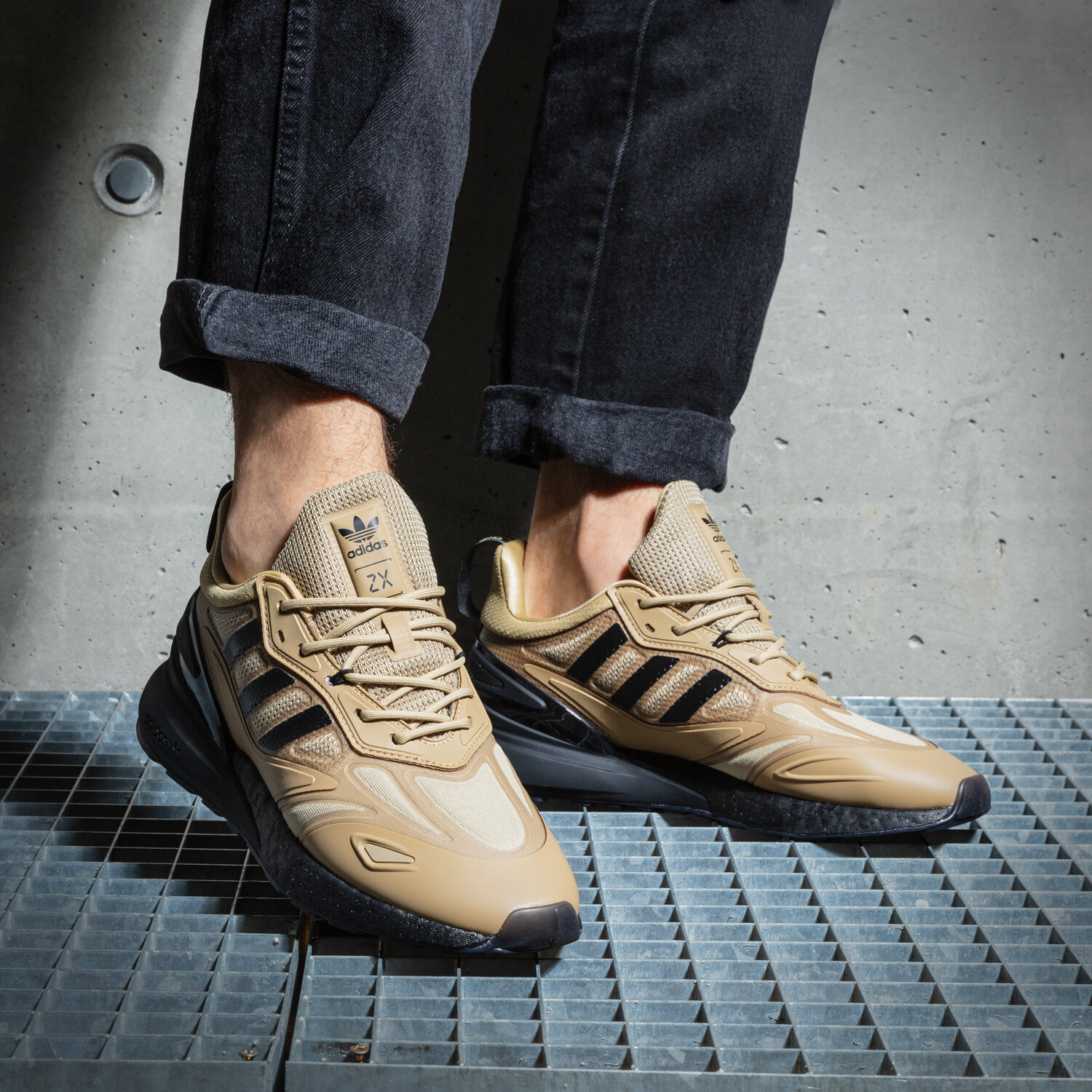 ADIDAS ZX 2K BOOST 2.0 Beige GY8516 | Sizeer.de