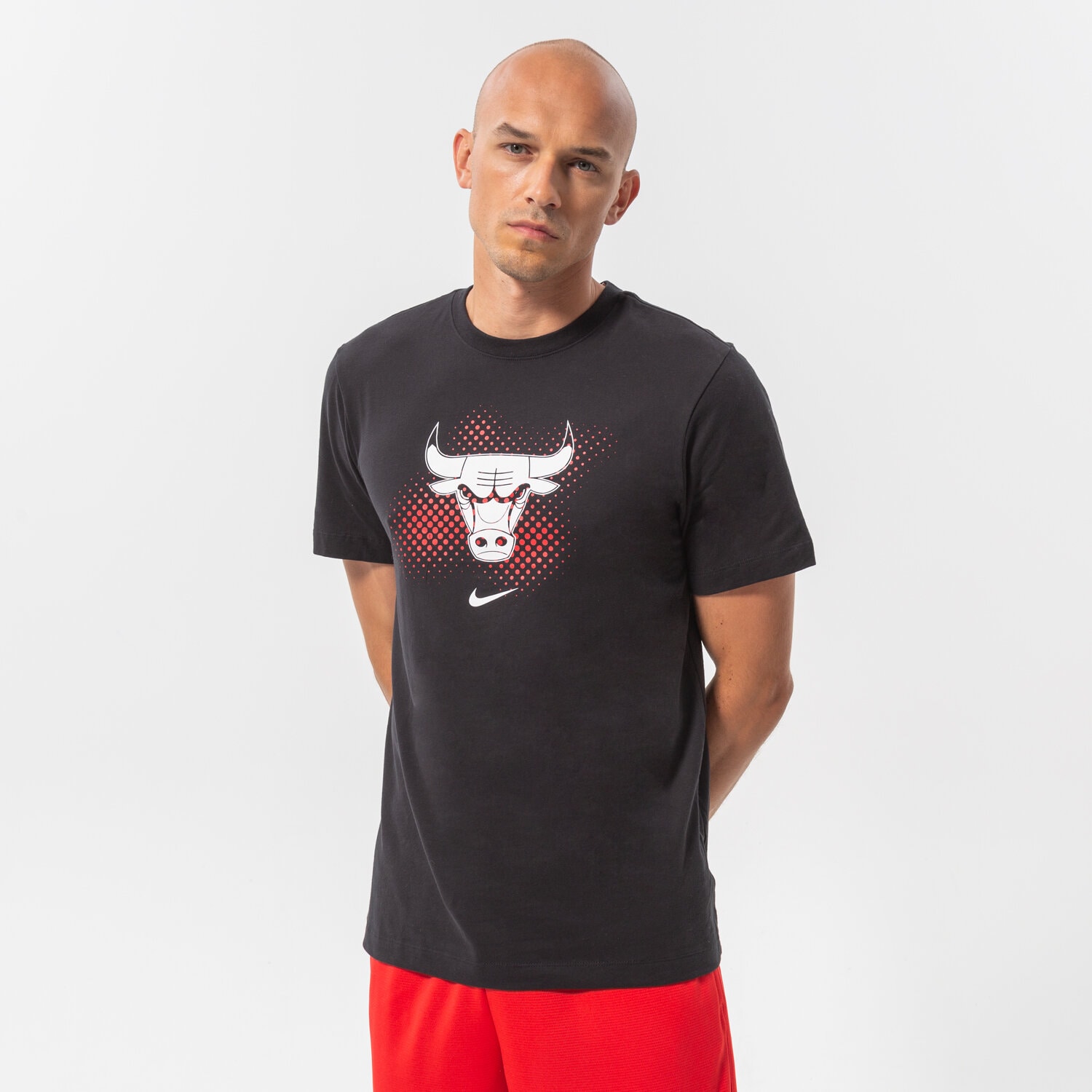 Herren T-Shirt NIKE T-SHIRT CHI M NK DF ES FTPK LGO SS TEE NBA DH7073-010 Schwarz