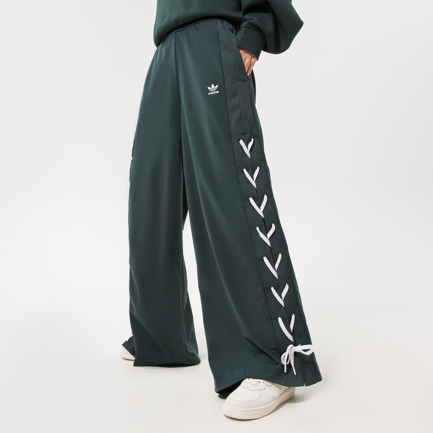 Damen Hosen ADIDAS HOSE WIDE LEG PANT HK5086 Grün