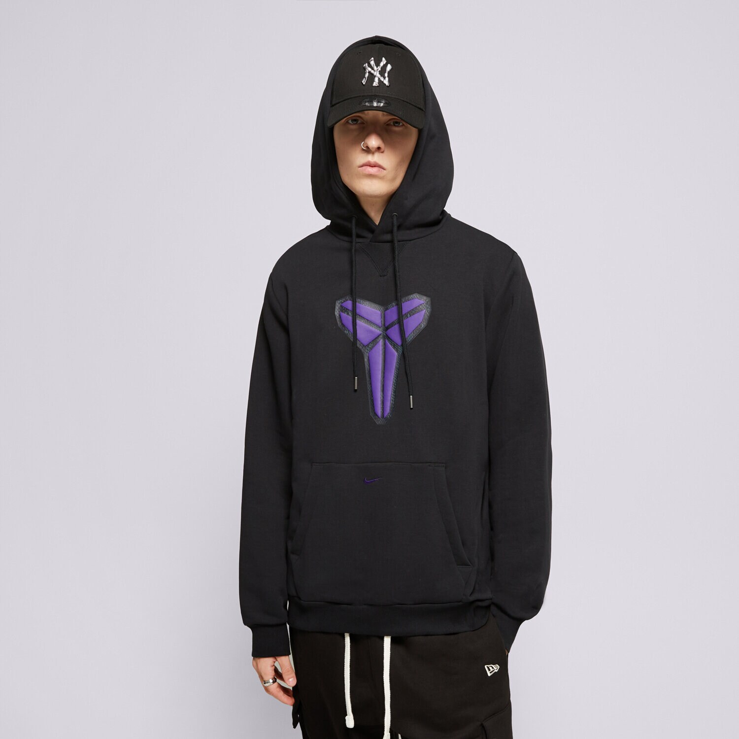 Herren NIKE SWEATSHIRT KB M NK DF STD ISS PO HDY NBA HF0066-010 Schwarz