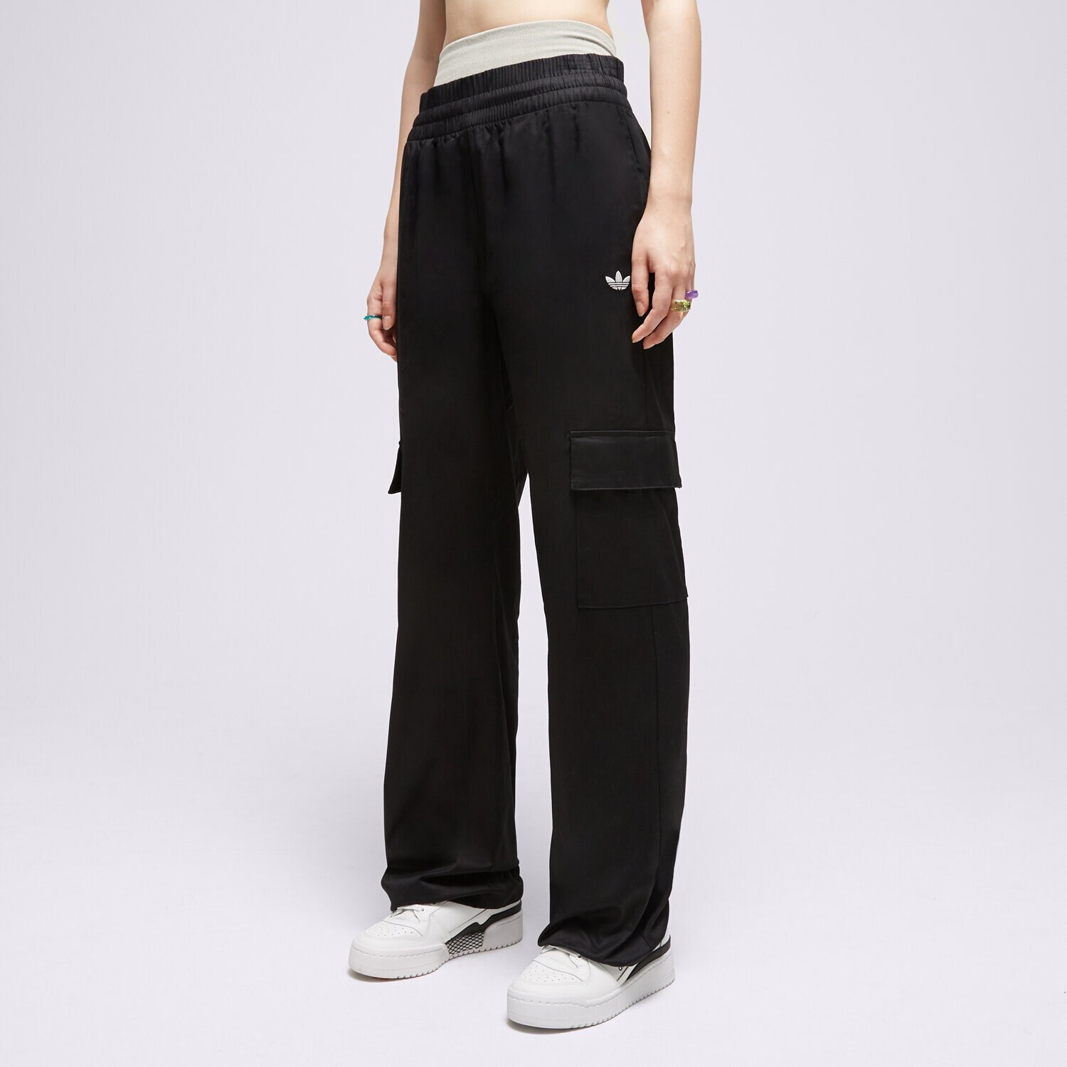 Damen Hosen ADIDAS HOSE WIDE CARGO PANT IJ8183 Schwarz
