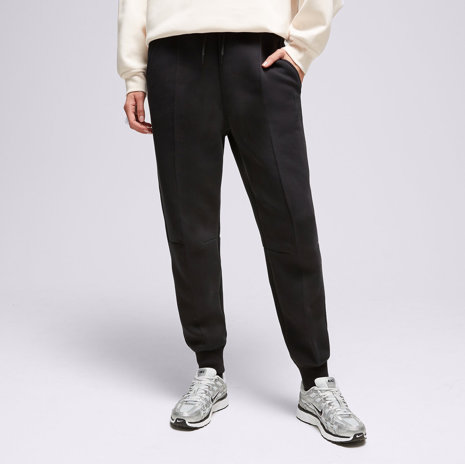 Damen Hosen NIKE HOSE W NSW TCH FLC MR JGGR FB8330-010 Schwarz