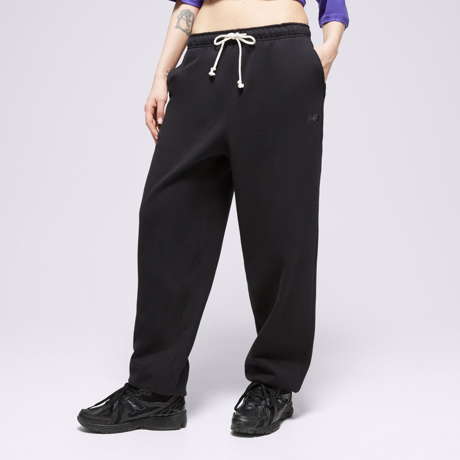 Damen Hosen NEW BALANCE HOSE ATHLETICS FRENCH TERRY JOGGER WP41513BK Schwarz