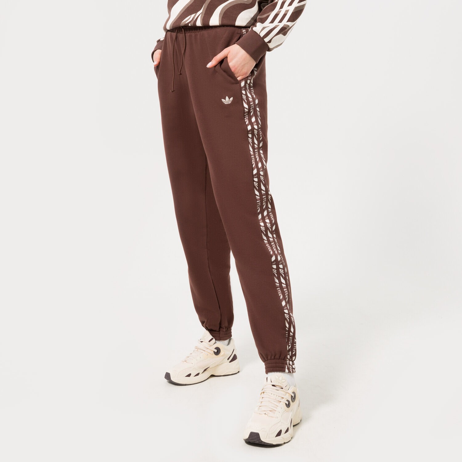 Damen Hosen ADIDAS HOSE JOGGER PANT IJ8182 Braun