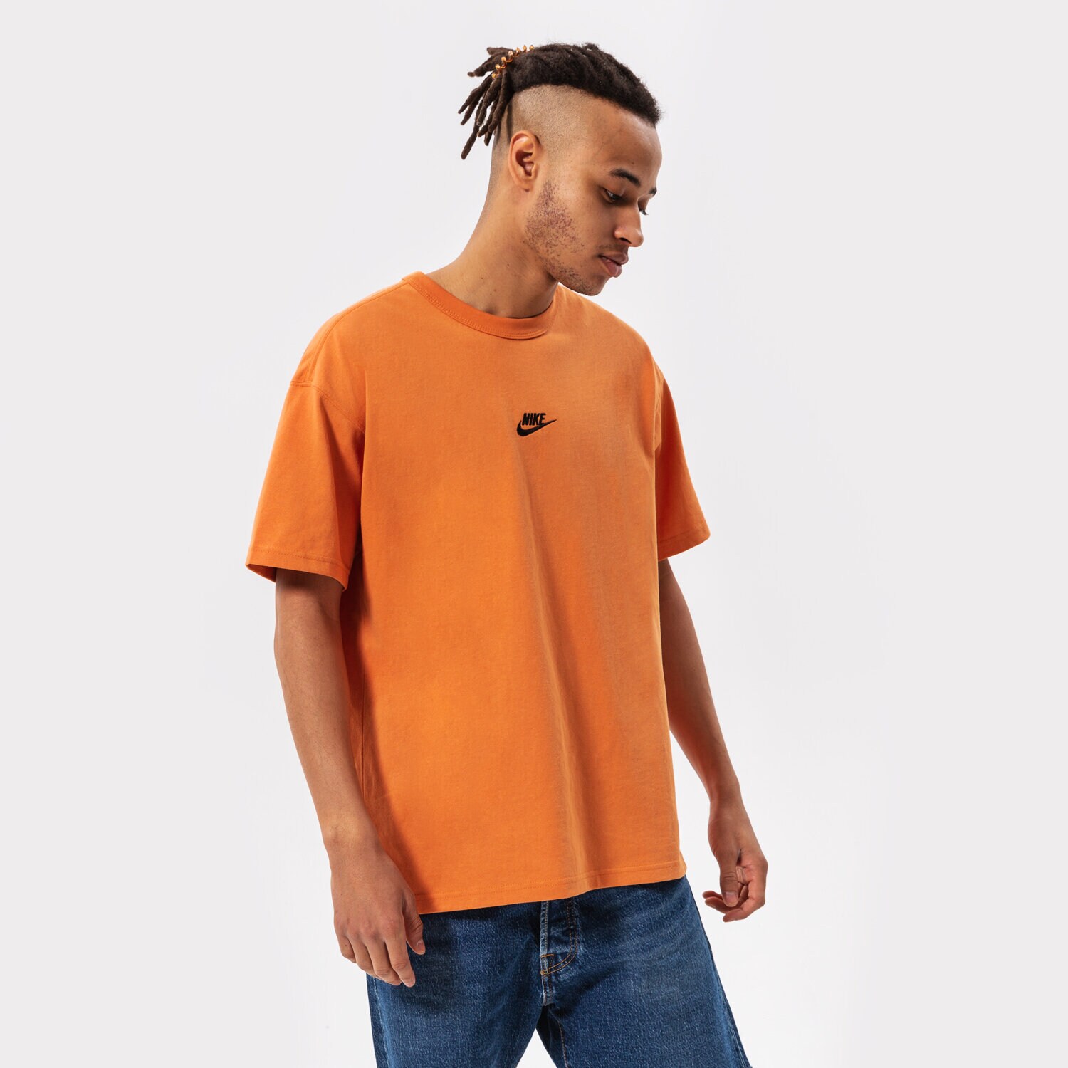 Herren T-Shirt NIKE T-SHIRT M NSW PREM ESSNTL SUST TEE DO7392-808 Braun