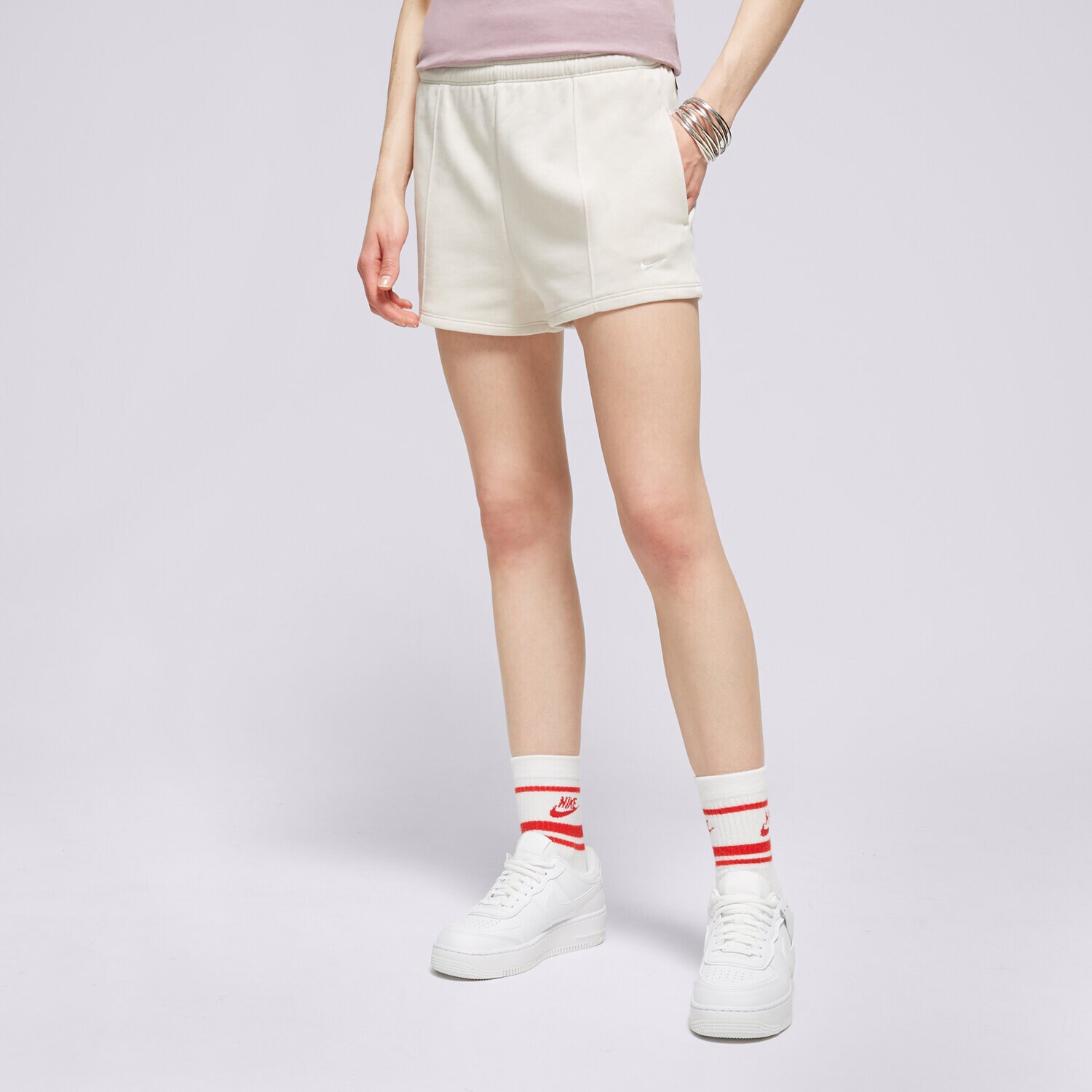 Damen Shorts NIKE SHORTS W NSW NK CHLL FT HR 2IN SHORT FN2455-104 Braun