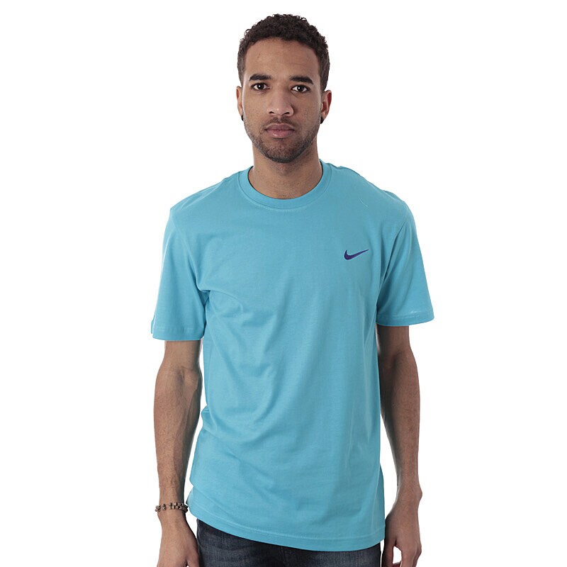 Herren T-Shirt T SHIRT NIKE TEE-EMBRD SWOOSH 546404401 Blau