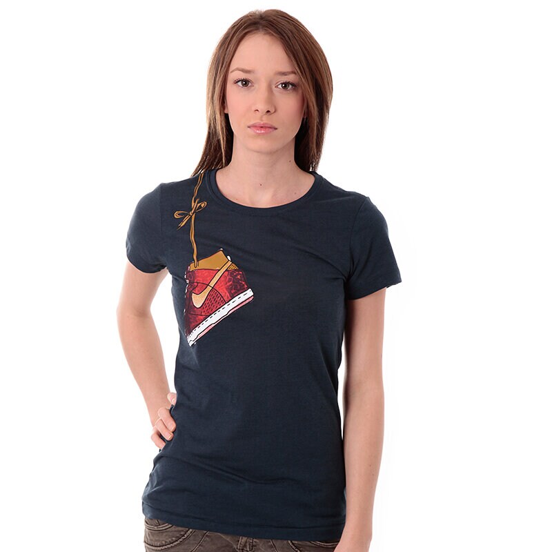 Damen T-Shirt T SHIRT NIKE TEE-SKY HIGH 575659442 Dunkelblau