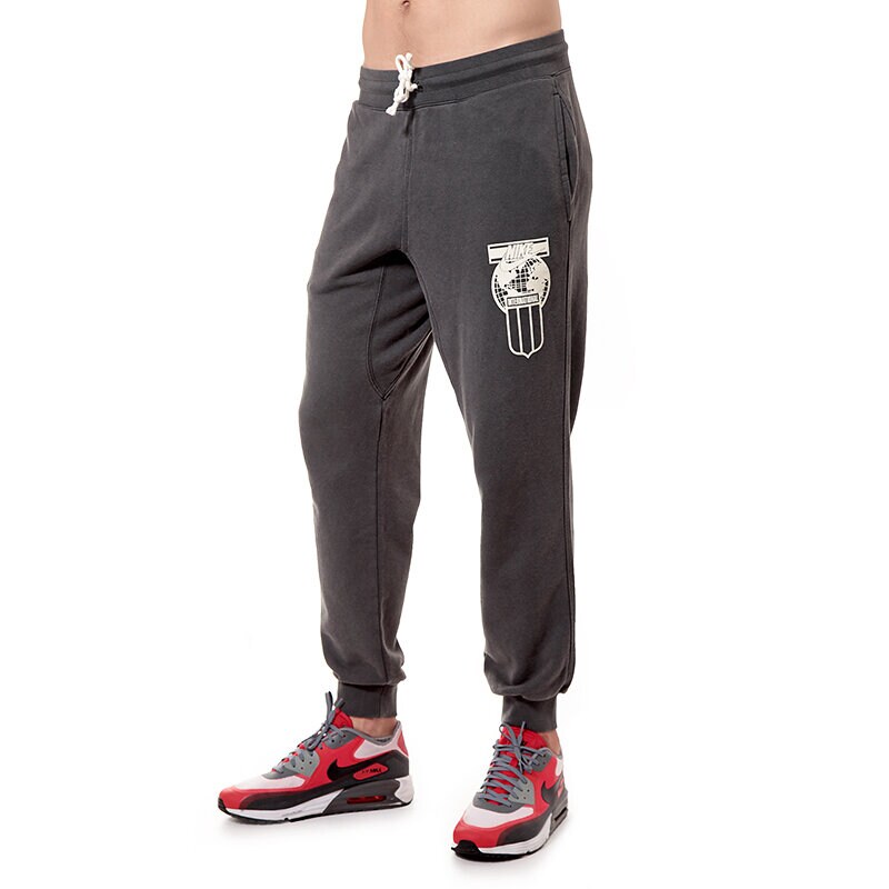 Herren Hosen TRAININGSHOSE NIKE AW77 CUFF PANT   RU INTL 589249010 Grau
