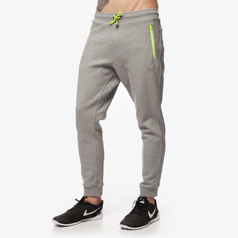 Herren Hosen NIKE HOSE AV15 CNVRSN FLC CUFF 679406091 Grau