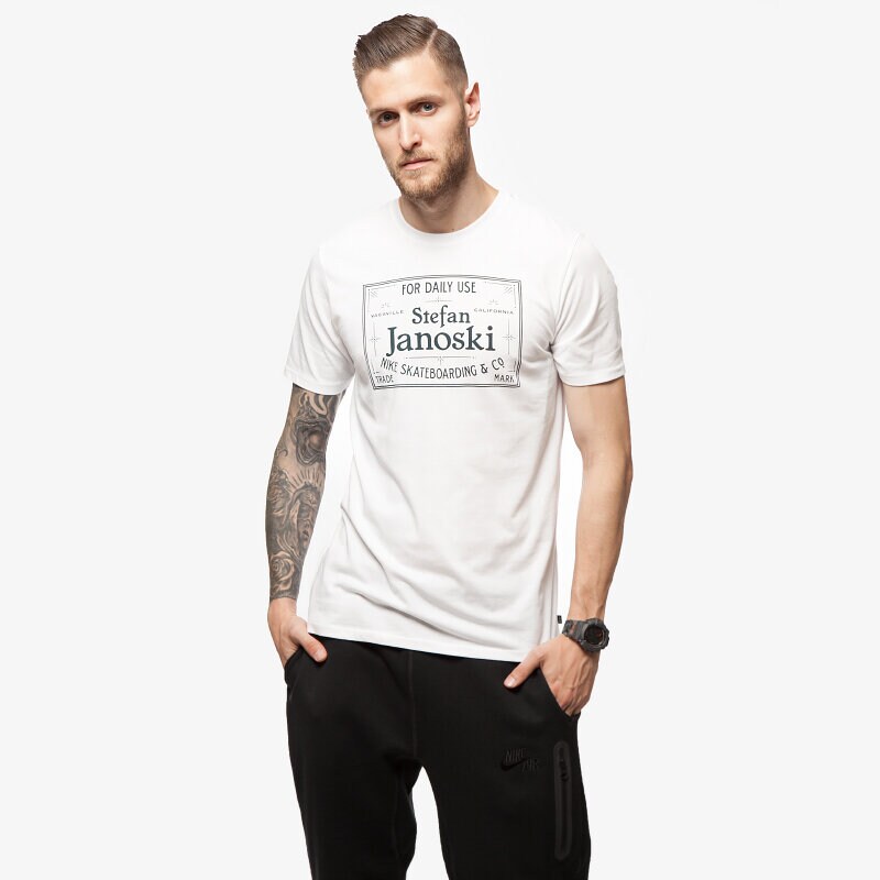 Herren T-Shirt NIKE T-SHIRT SB DF JANOSKI LABEL TEE 683190100 Weiß