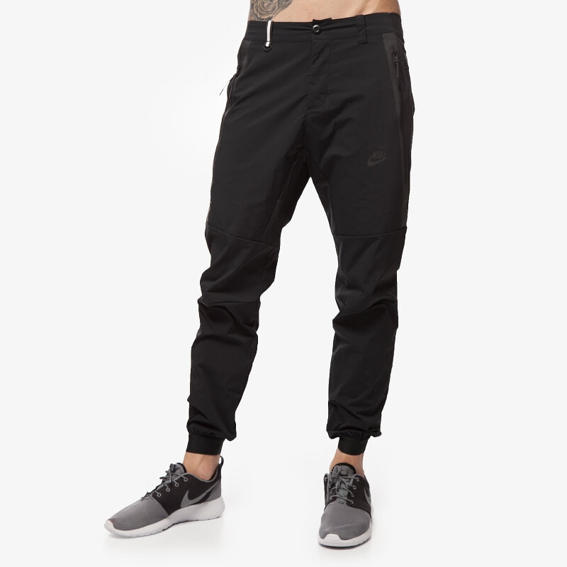 Herren Hosen NIKE HOSE TECH WOVEN 2.0 746024010 Schwarz