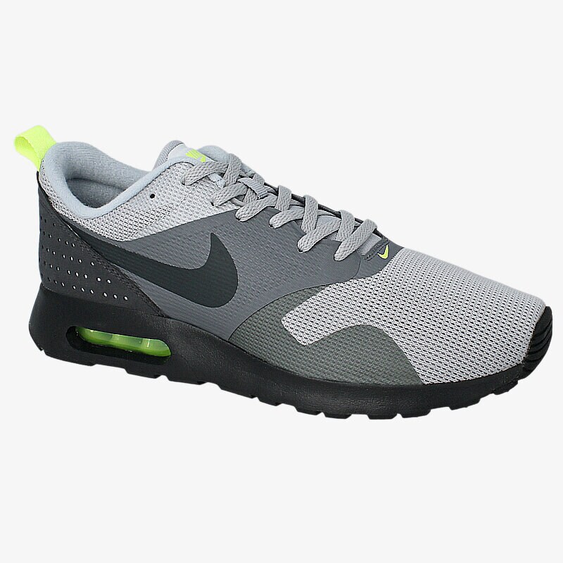 Herren Sneaker NIKE AIR MAX TAVAS  705149015 Grau