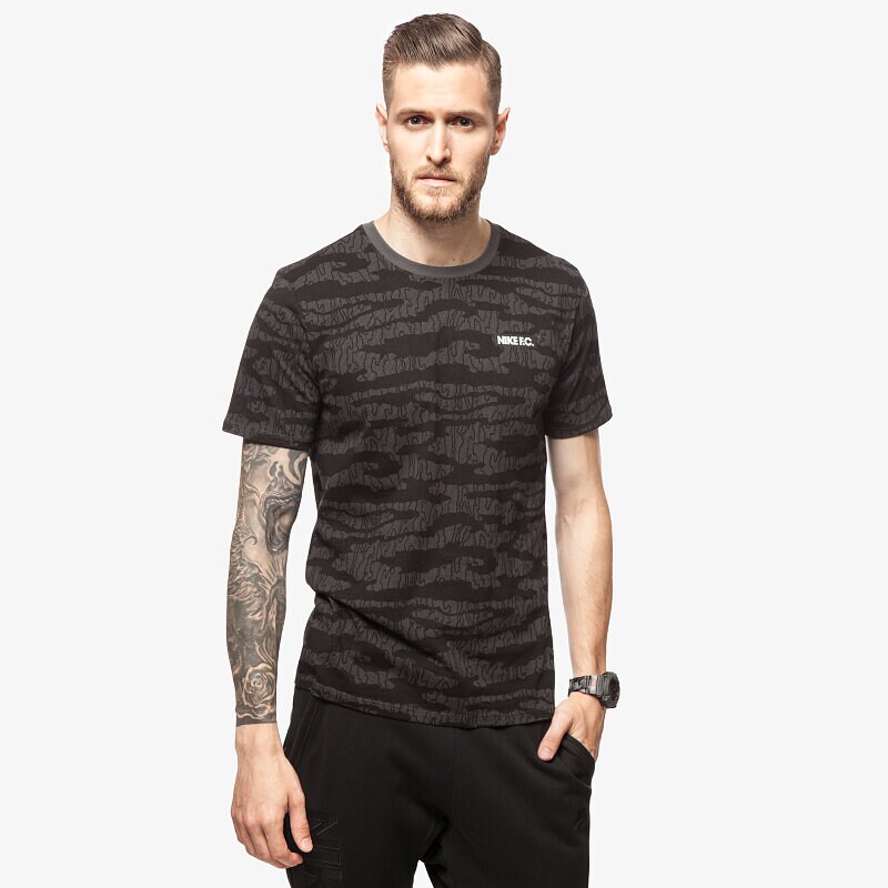 Herren T-Shirt NIKE T-SHIRT FC AOP CAMO TEE 688022060 Grau