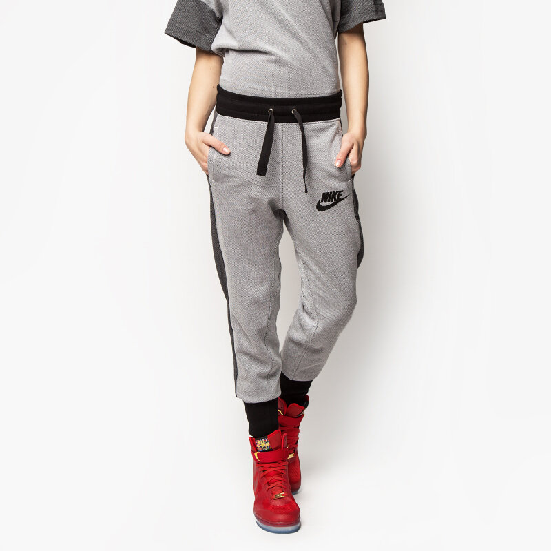 Damen Hosen NIKE HOSE RALLY PLUS PANT JOGGER 726033100