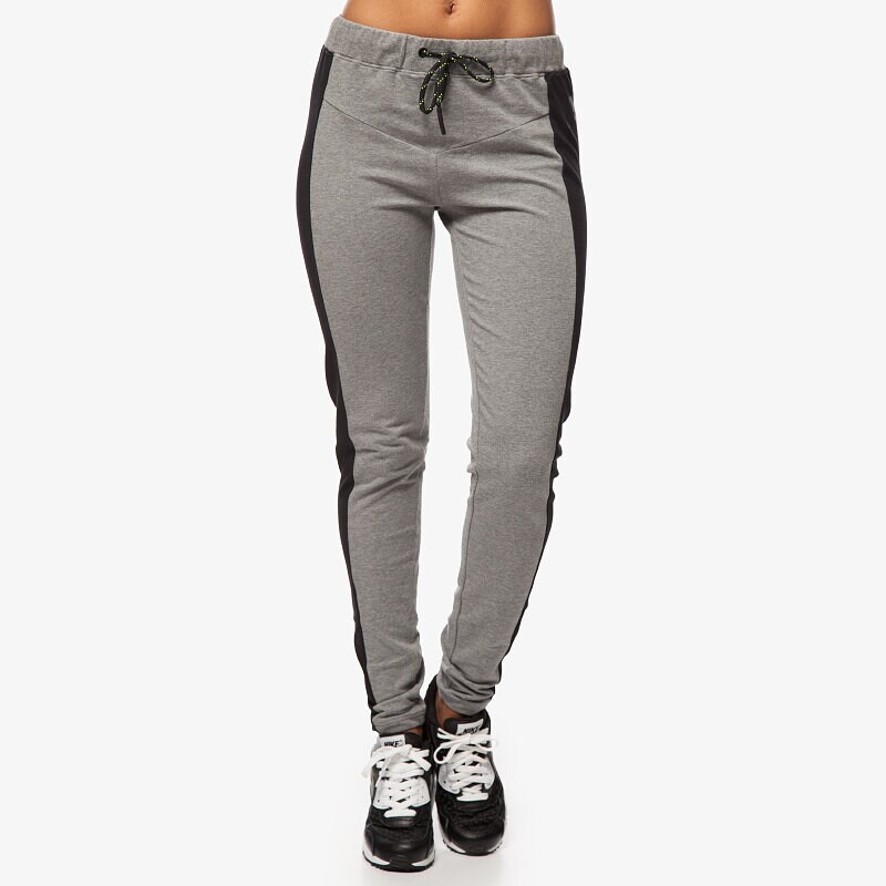 Damen Hosen NIKE HOSE RUN CREW TRACK 687617091 Grau
