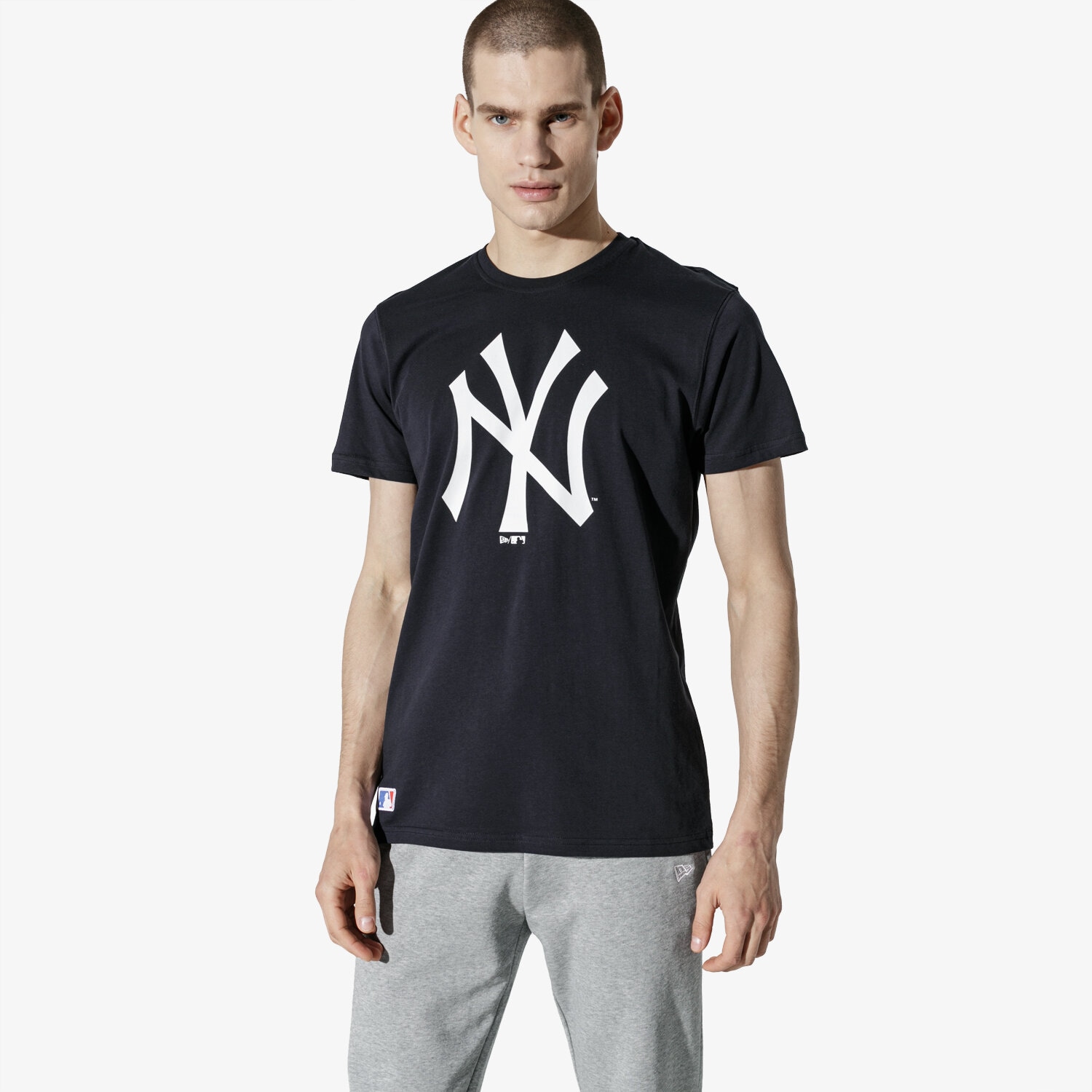 Herren T-Shirt NEW ERA T-SHIRT MLB APP NY YANKEES NAV 11204000 Schwarz