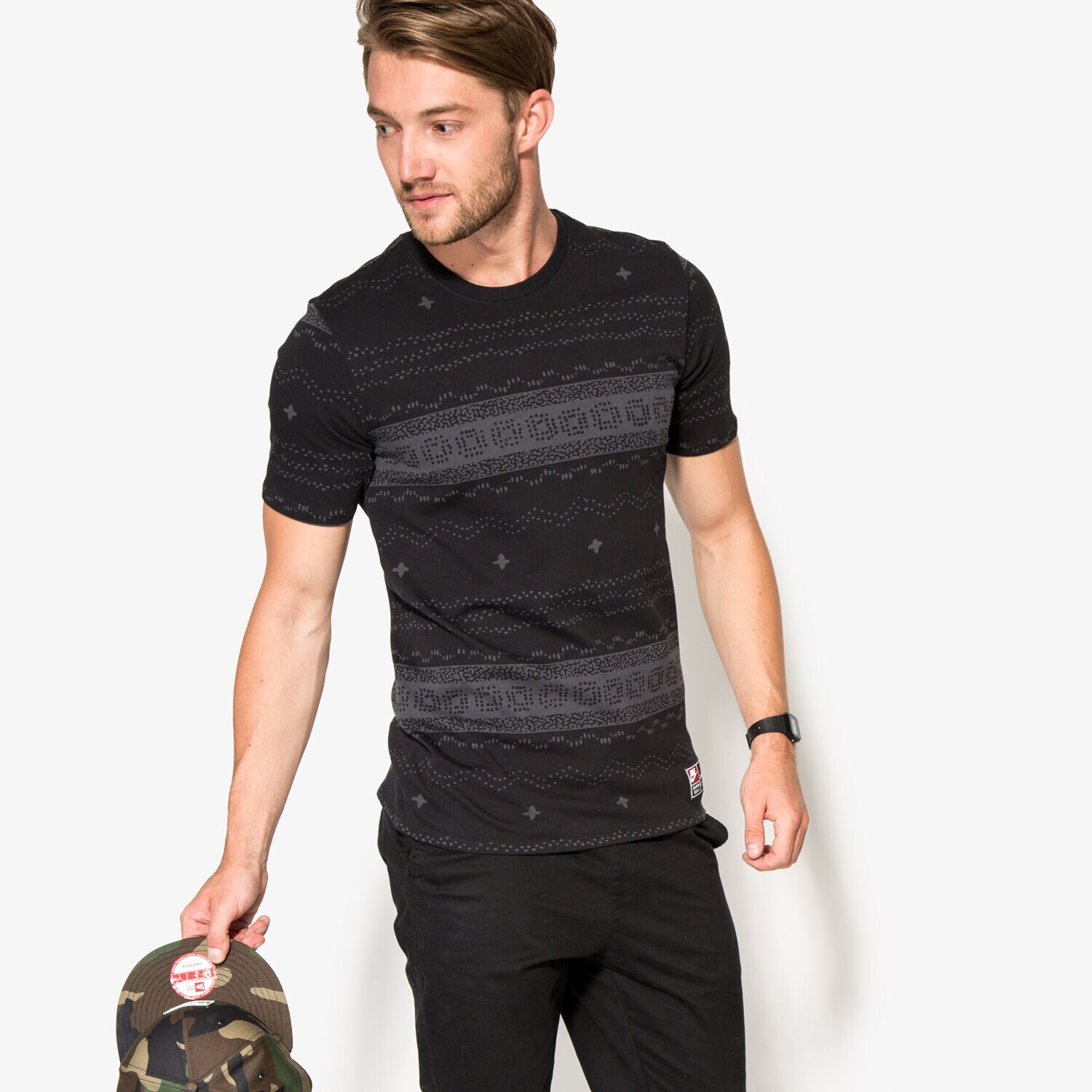 Herren T-Shirt NIKE T-SHIRT ROSHE TWO 1 835670060 Schwarz