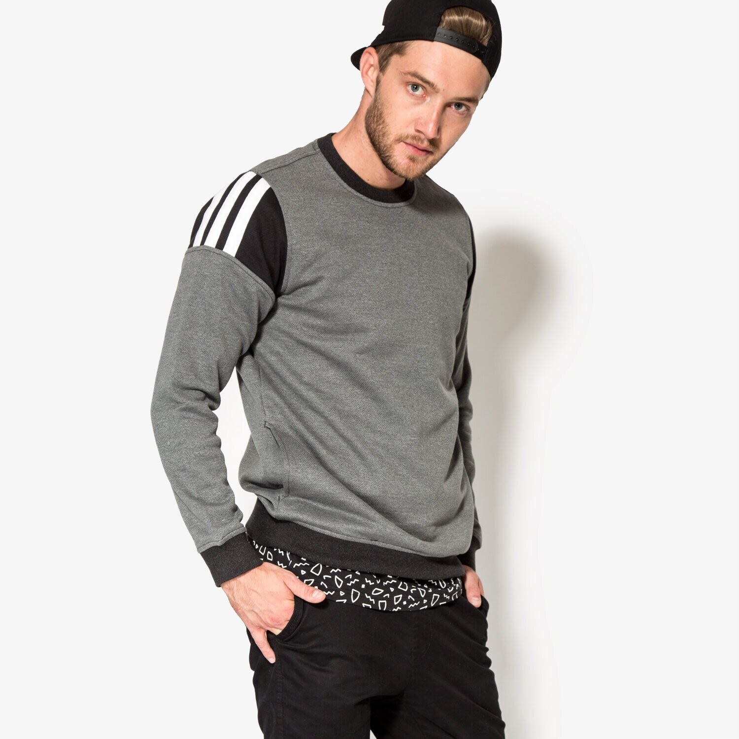 Herren ADIDAS SWEATSHIRT CREWNECK ELEVAT AY8729 Grau