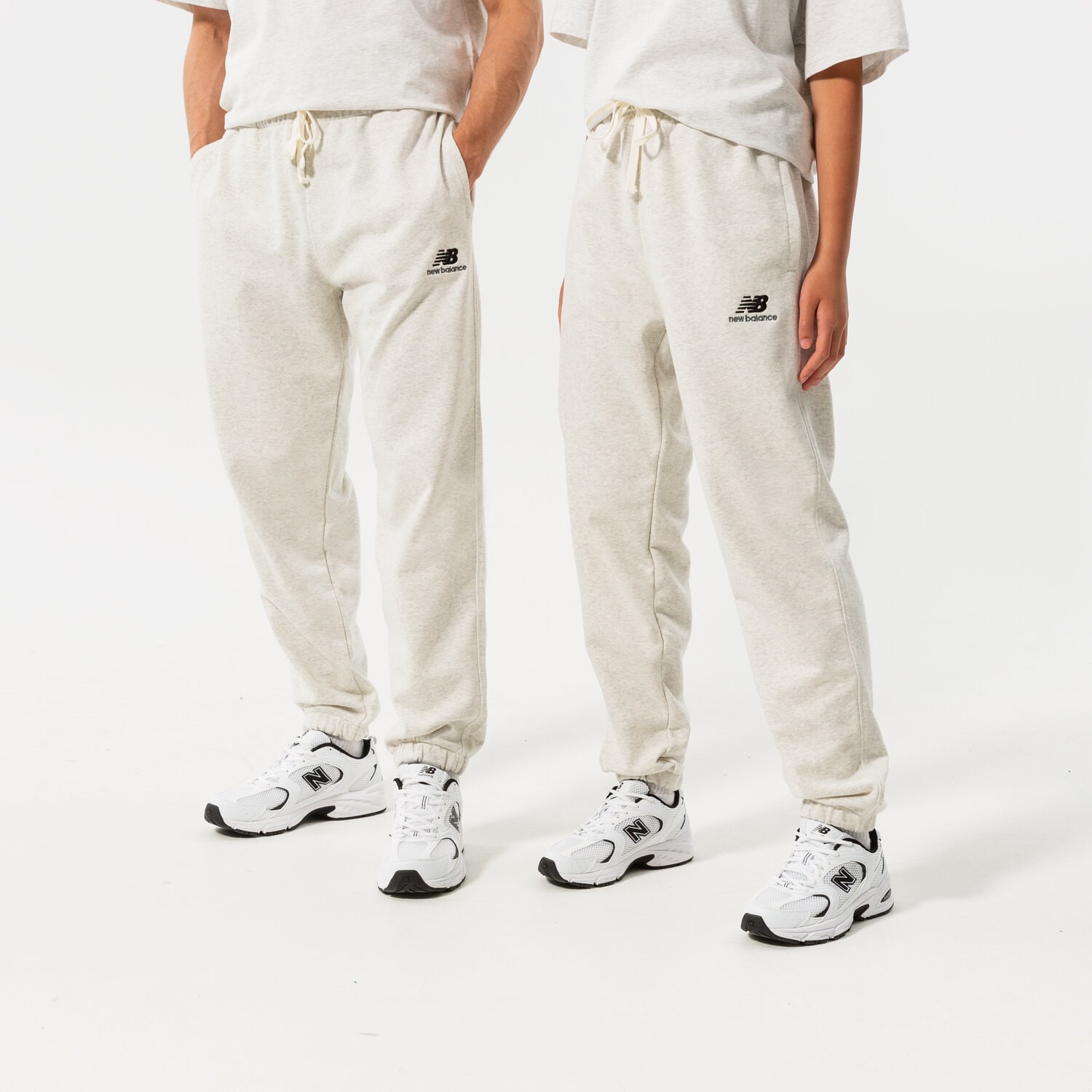 Damen Hosen NEW BALANCE HOSE NB ESSENTIALS UNI-SSENTIALS SWEATPANT UP21500SAH Grau