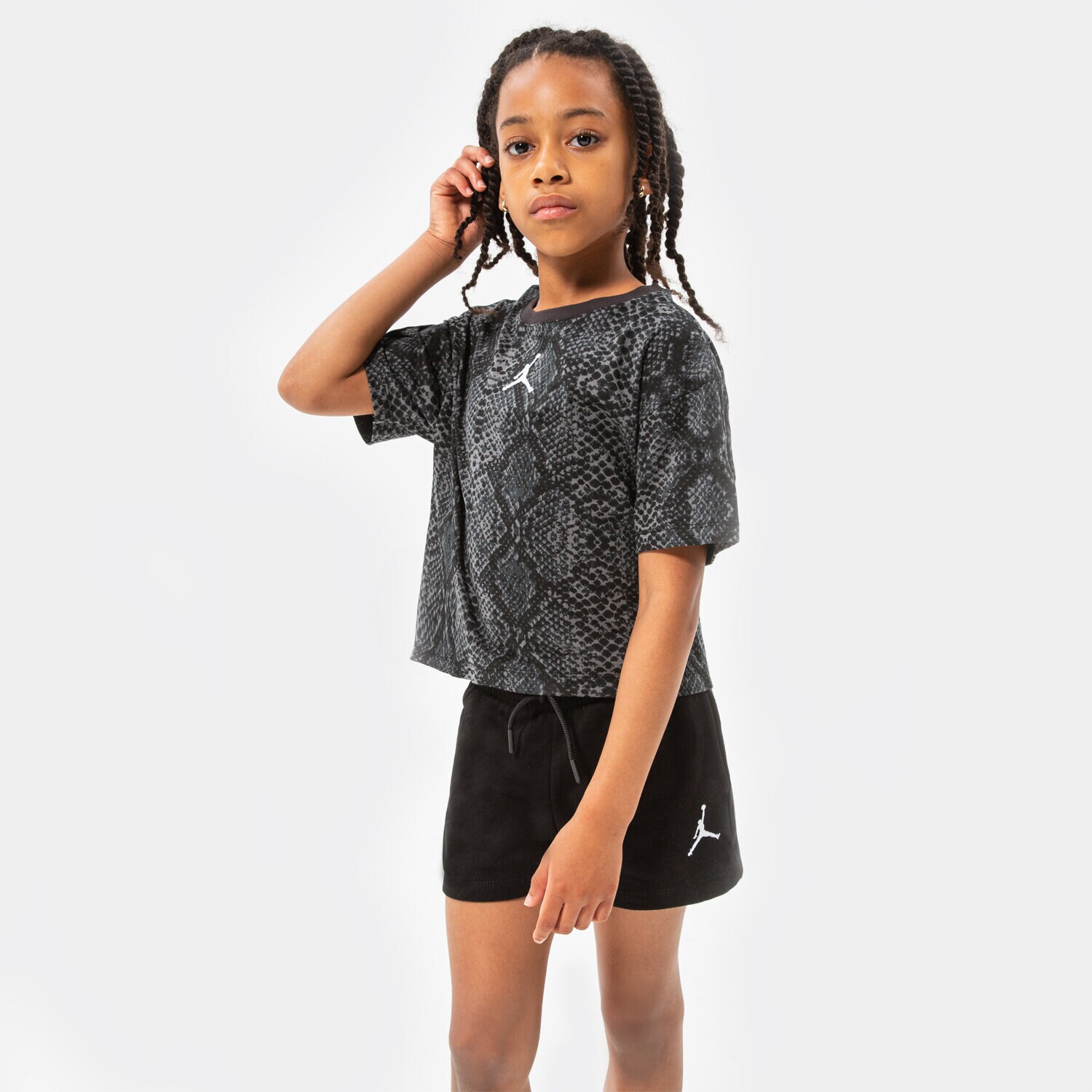 Kinder T-Shirt JORDAN T-SHIRT ESSENTIALS SNAKE TEE GIRL 45B313-023 Schwarz